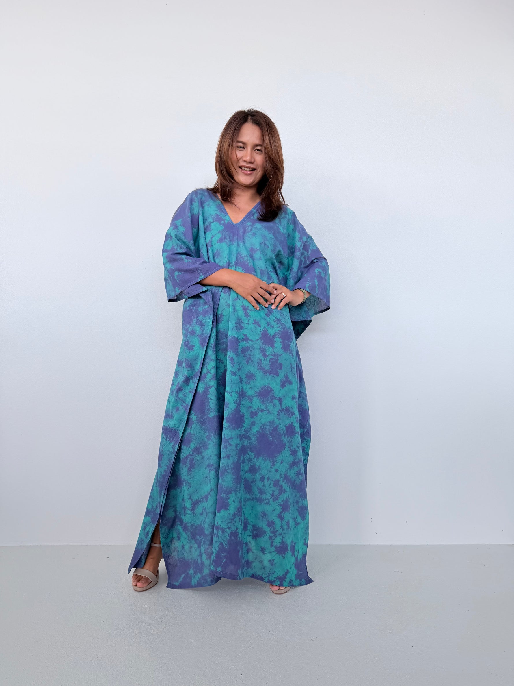Mala Handworks Olena Cotton Kaftan in Aqua & Purple Tie Dye