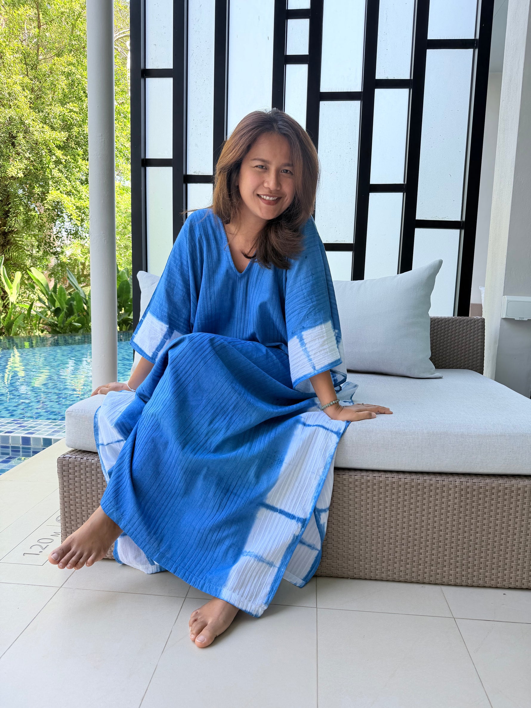 Mala Handworks Indigo Cotton Kaftan in White Frame