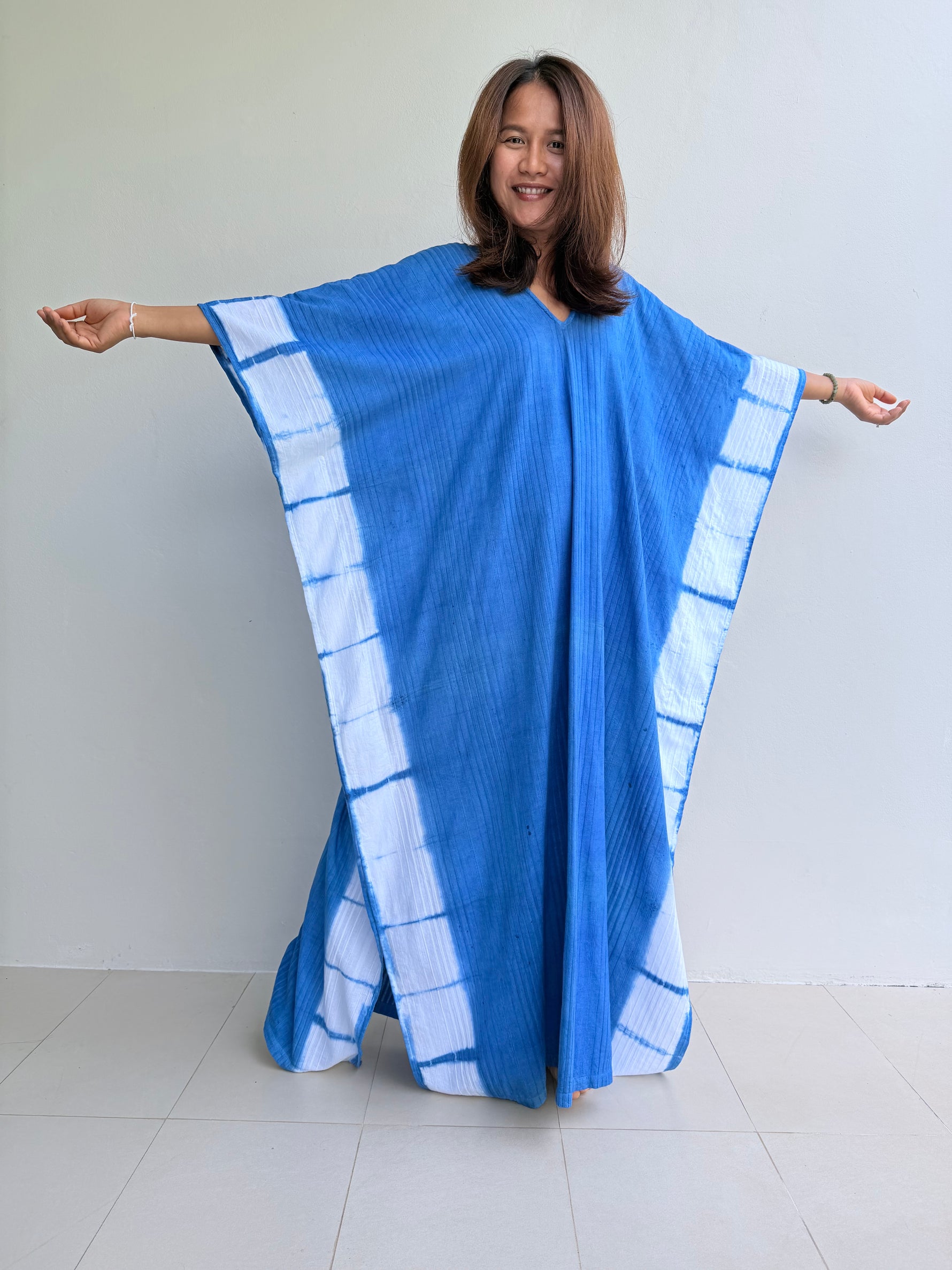 Mala Handworks Indigo Cotton Kaftan in White Frame