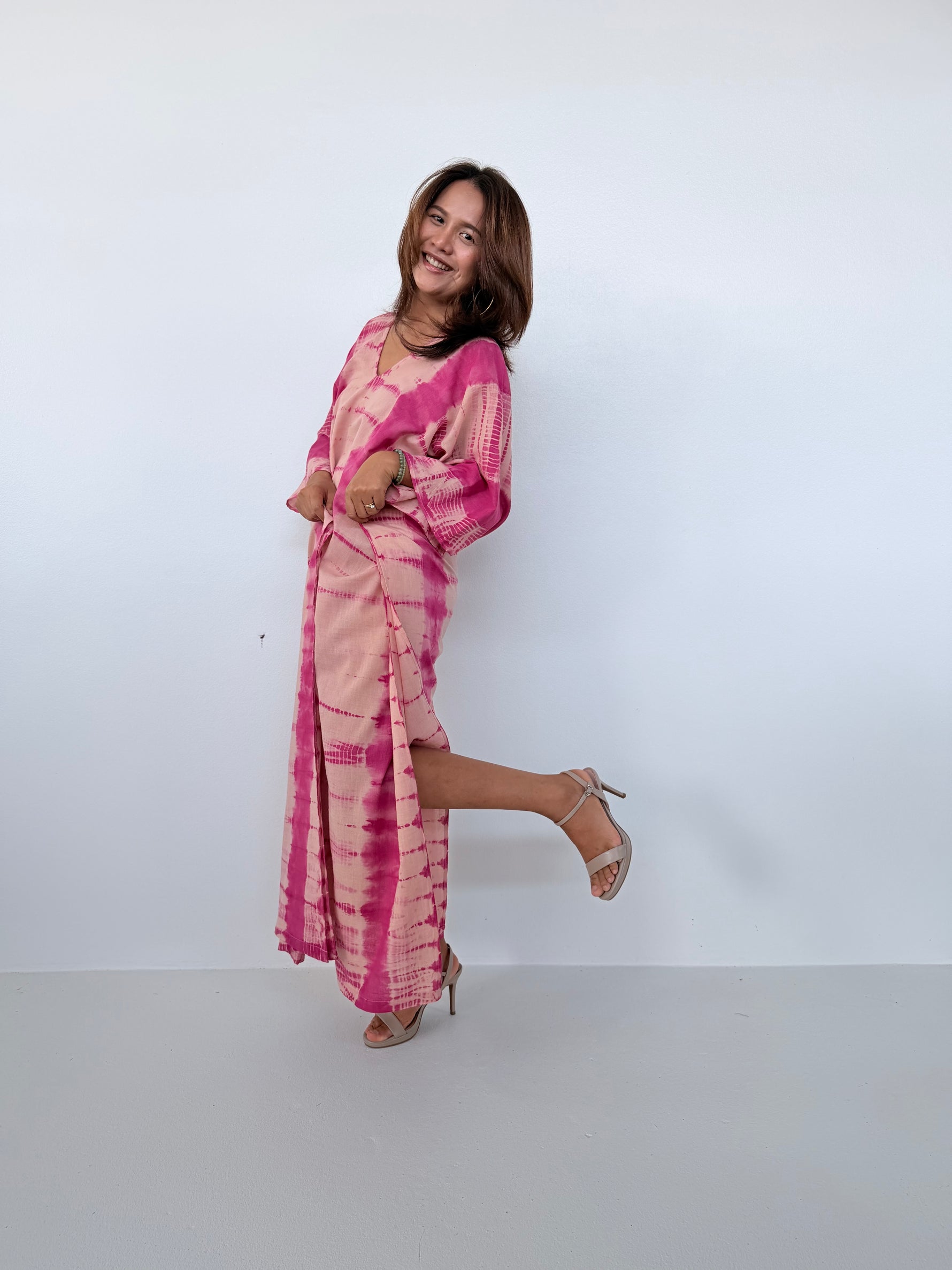 Mala Handworks Olena Cotton Kaftan in Watermelon & Peach Tie Dye