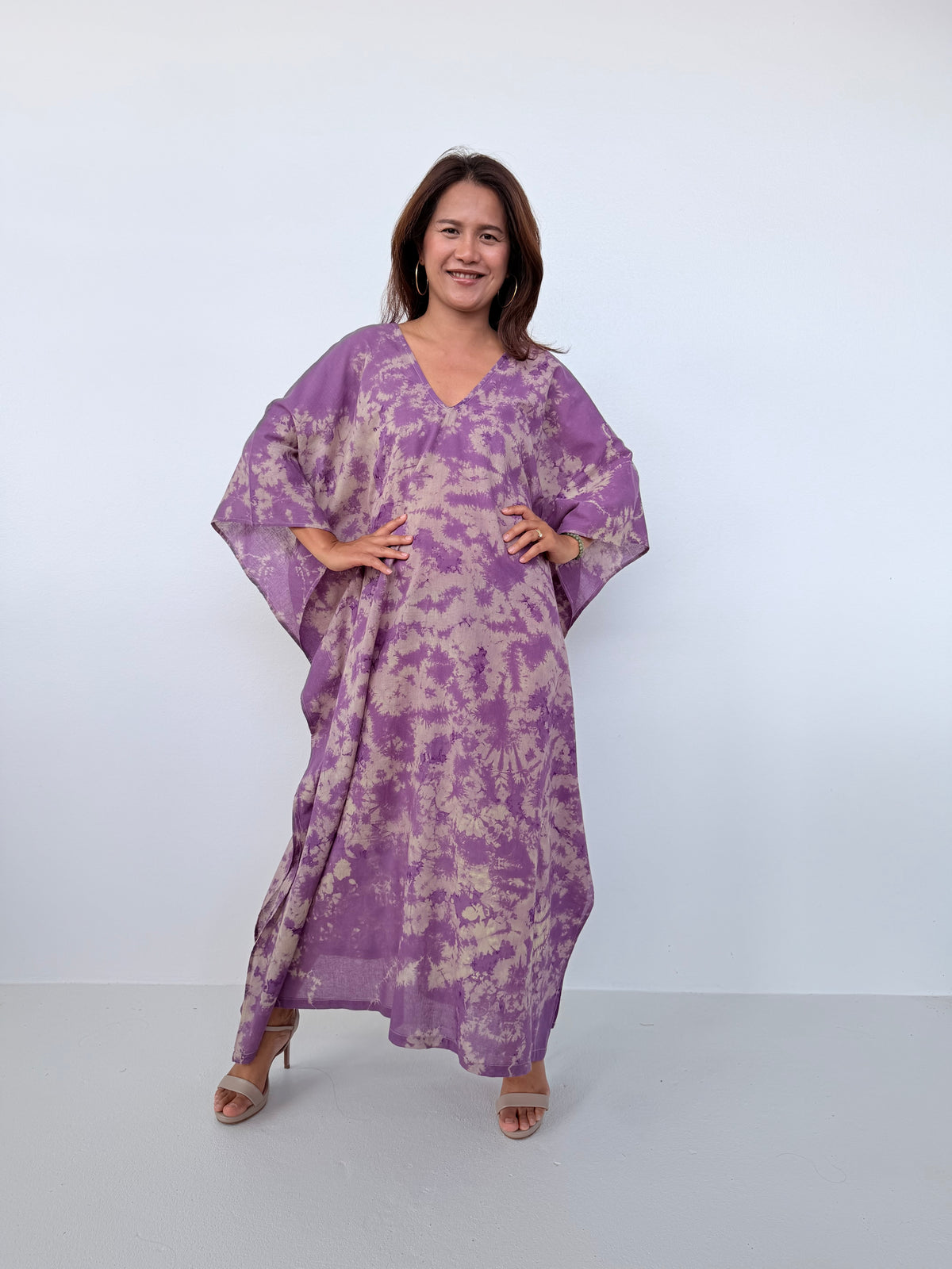 Mala Handworks Olena Cotton Kaftan in Purple & Tan Tie Dye