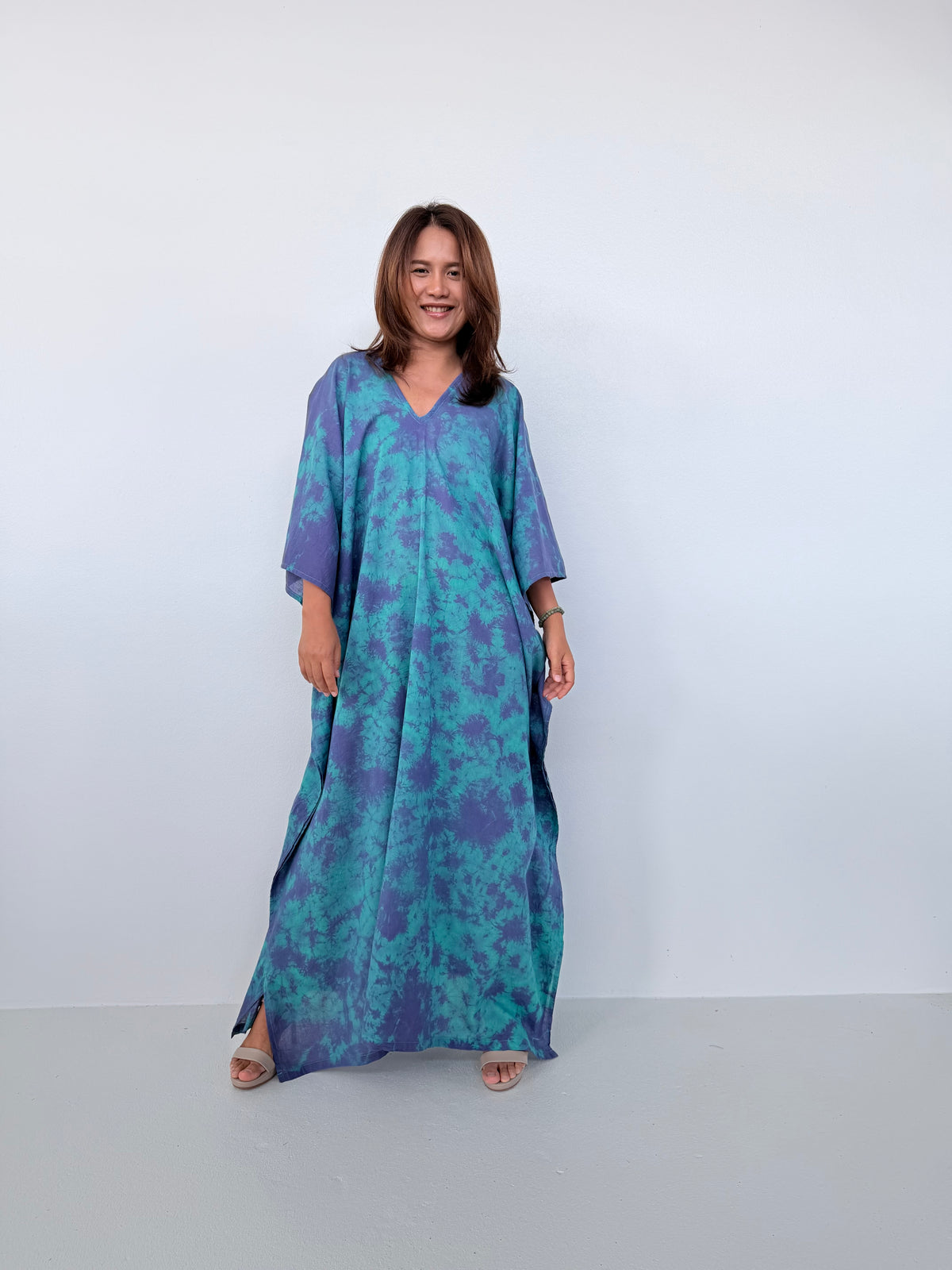 Mala Handworks Olena Cotton Kaftan in Aqua & Purple Tie Dye