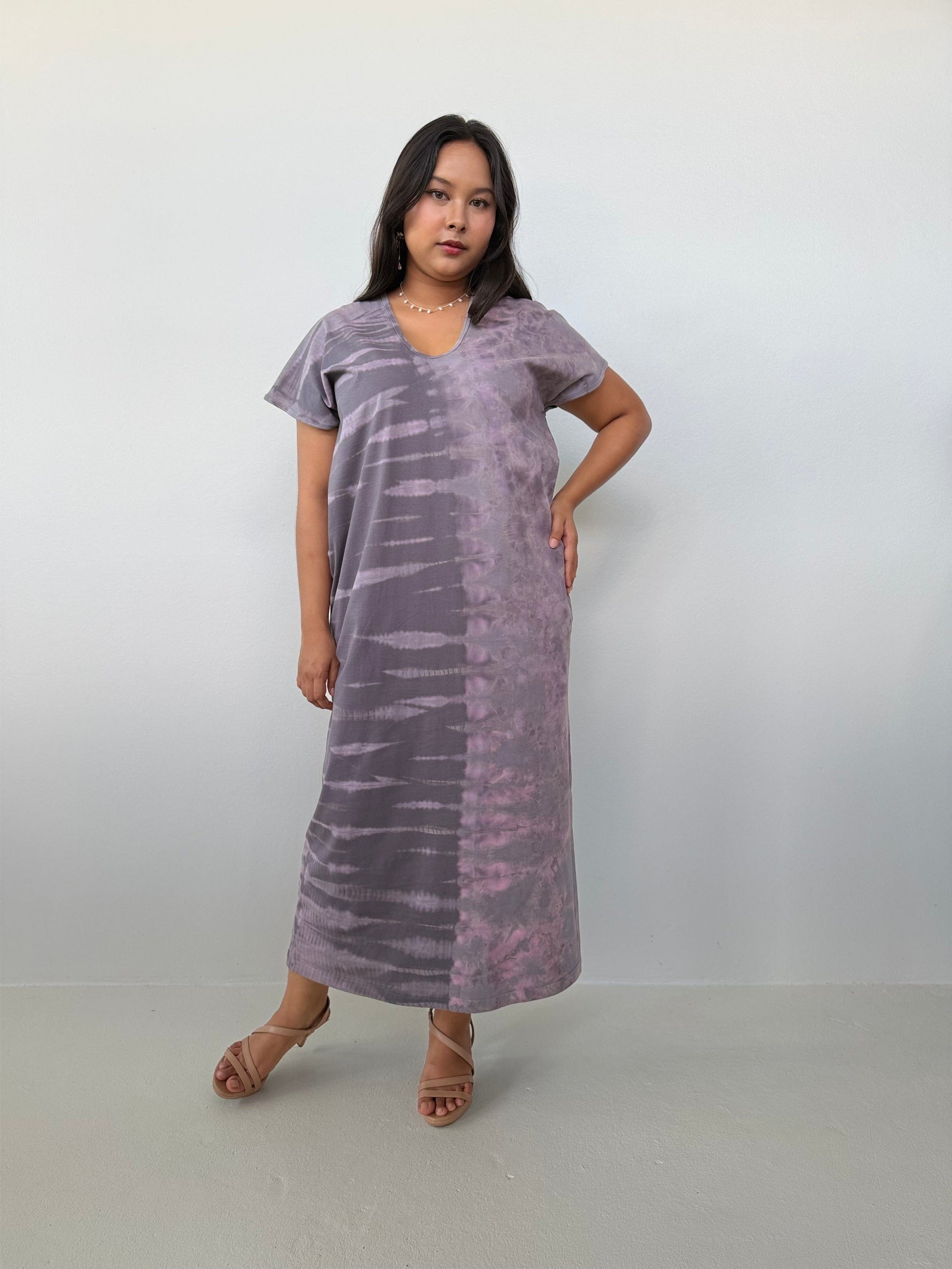 Mala Handworks Alisa Petite Cotton Kaftan in Stone Tie Dye