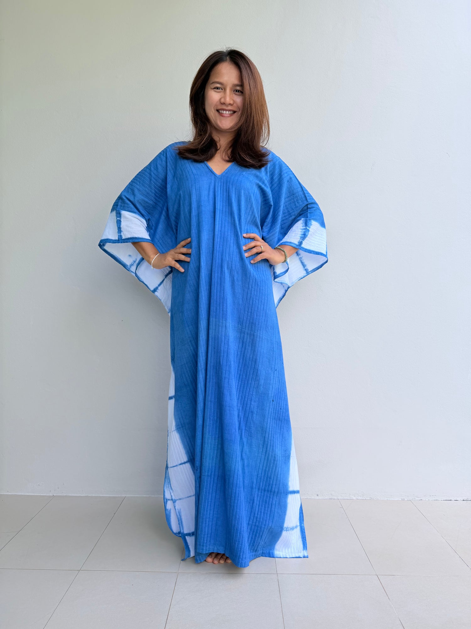 Mala Handworks Indigo Cotton Kaftan in White Frame