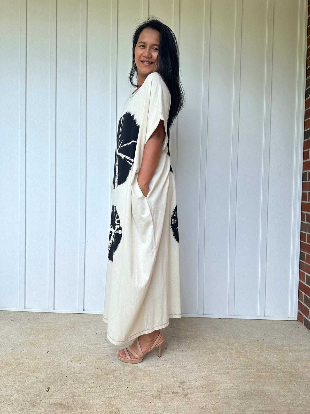 MALA handworks Alice Jersey Cotton Kaftan in Cream with Sand Dollar