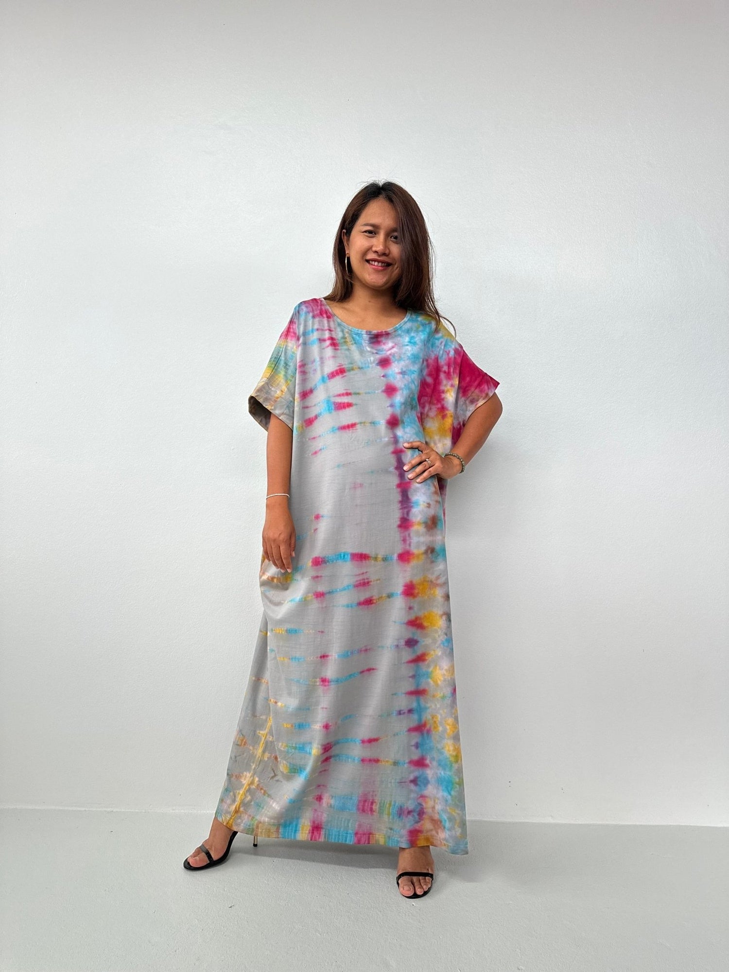 Alice Jersey Cotton Kaftan in Gray Rainbow Tie Dye - Mala Handworks