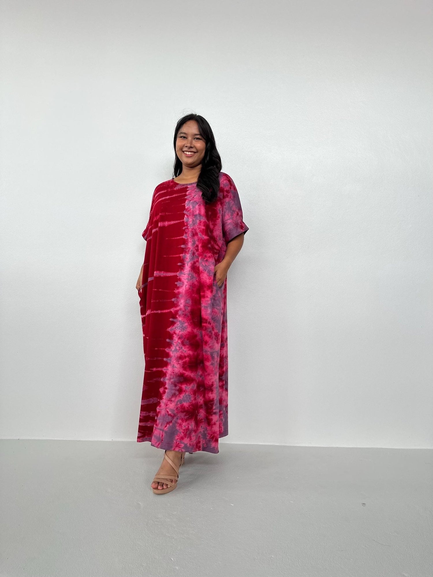 Mala Handworks Alice Jersey Cotton Kaftan in Red and Pink Tidal Tie Dye