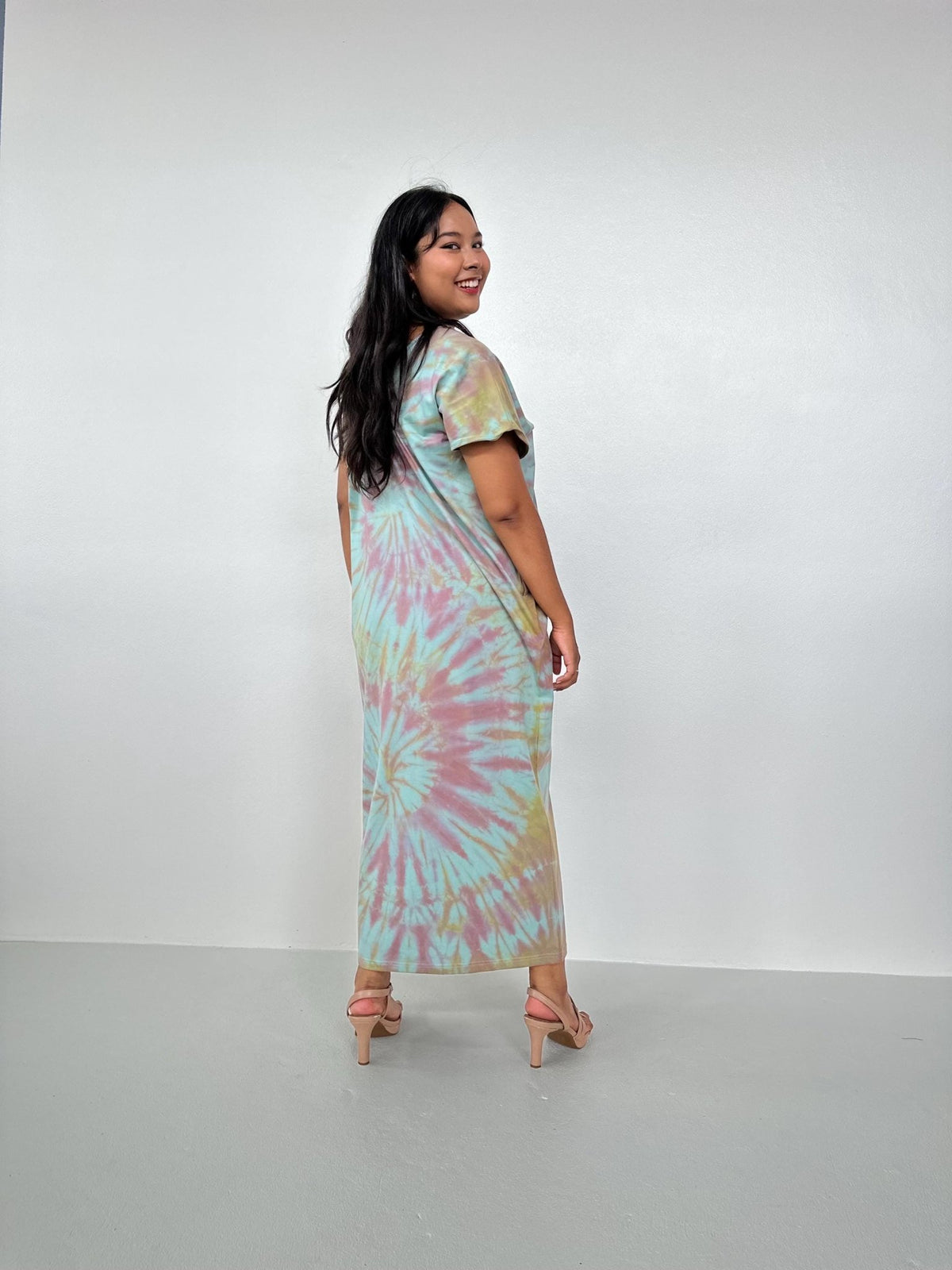 Mala Handworks Alisa Petite Cotton Kaftan in Aqua and Plum Tie Dye