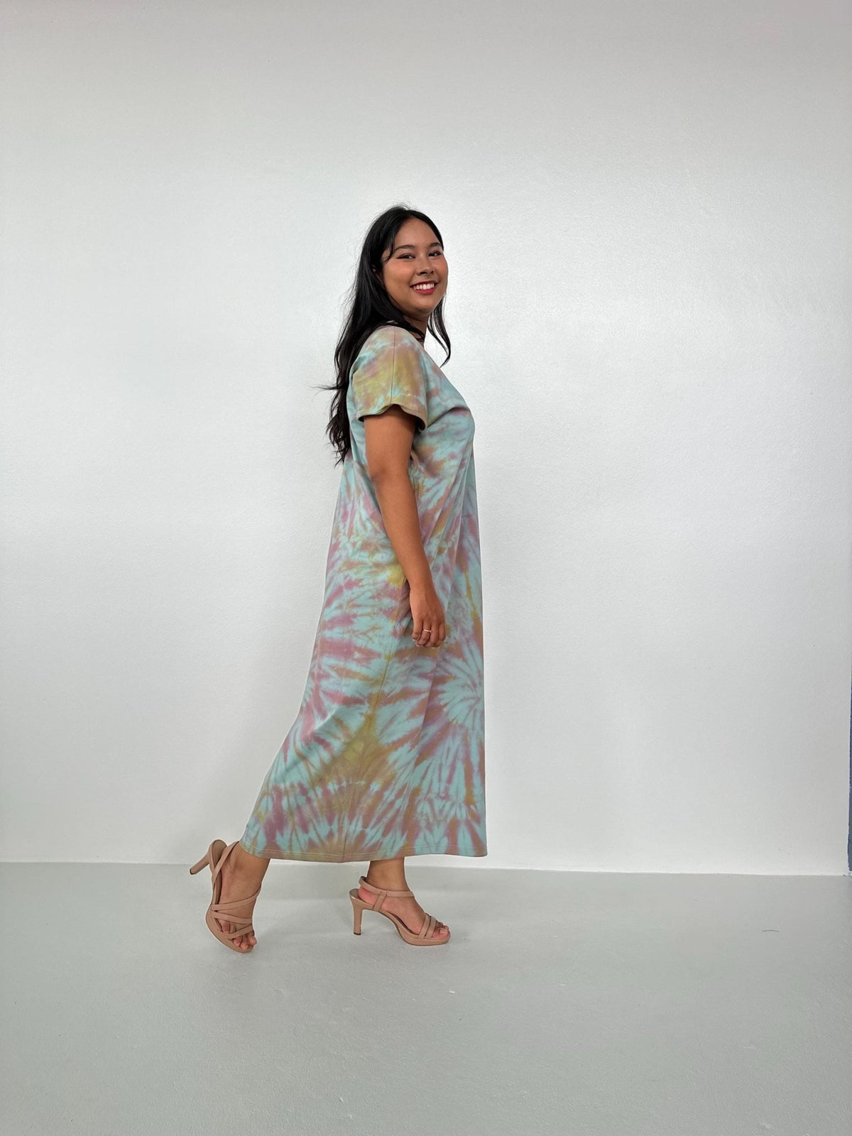Mala Handworks Alisa Petite Cotton Kaftan in Aqua and Plum Tie Dye