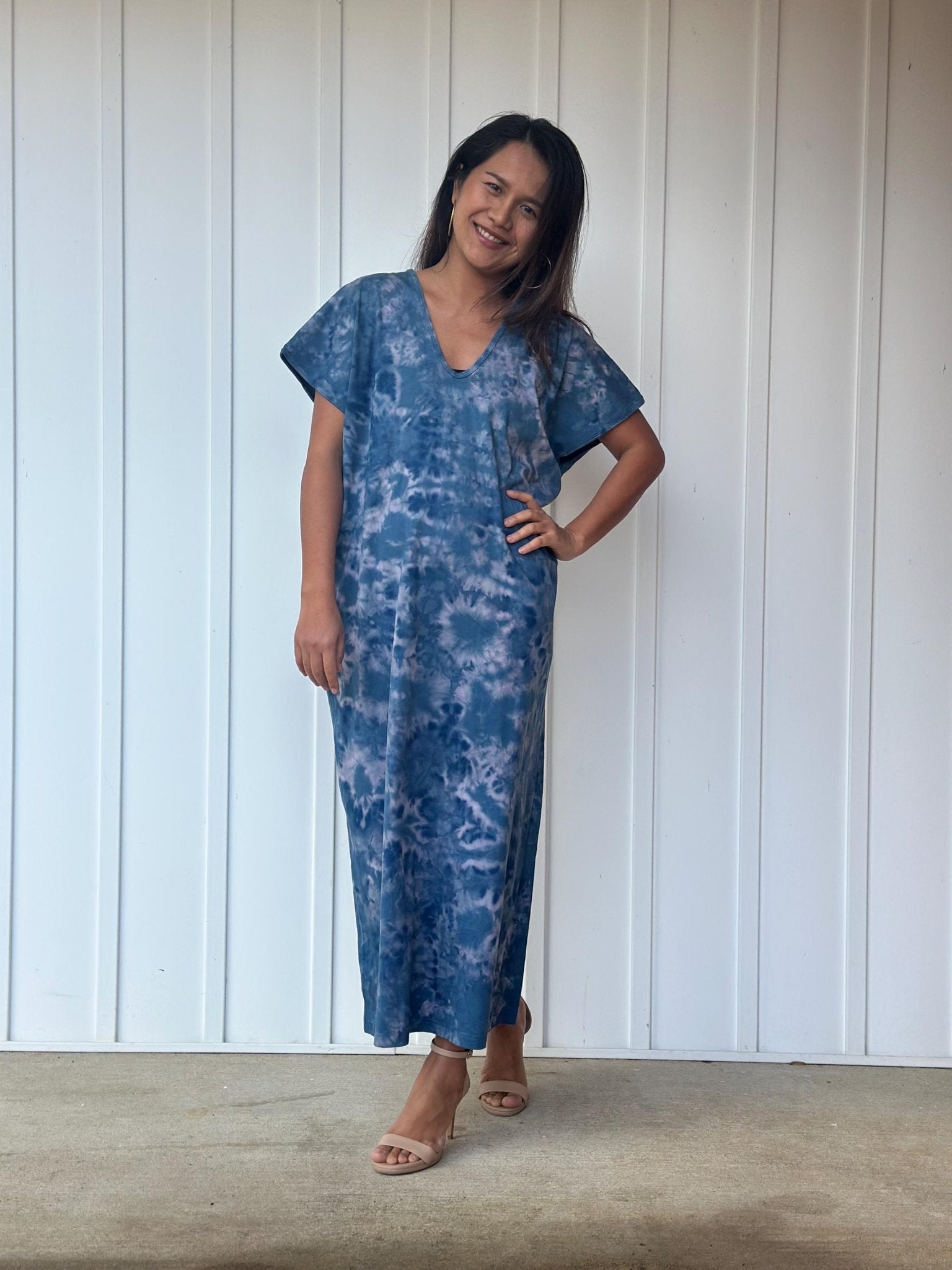 Mala Handworks Alisa Petite Cotton Kaftan in Azure Tidal Tie Dye