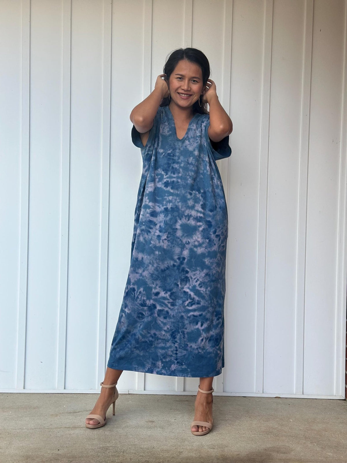 Mala Handworks Alisa Petite Cotton Kaftan in Azure Tidal Tie Dye