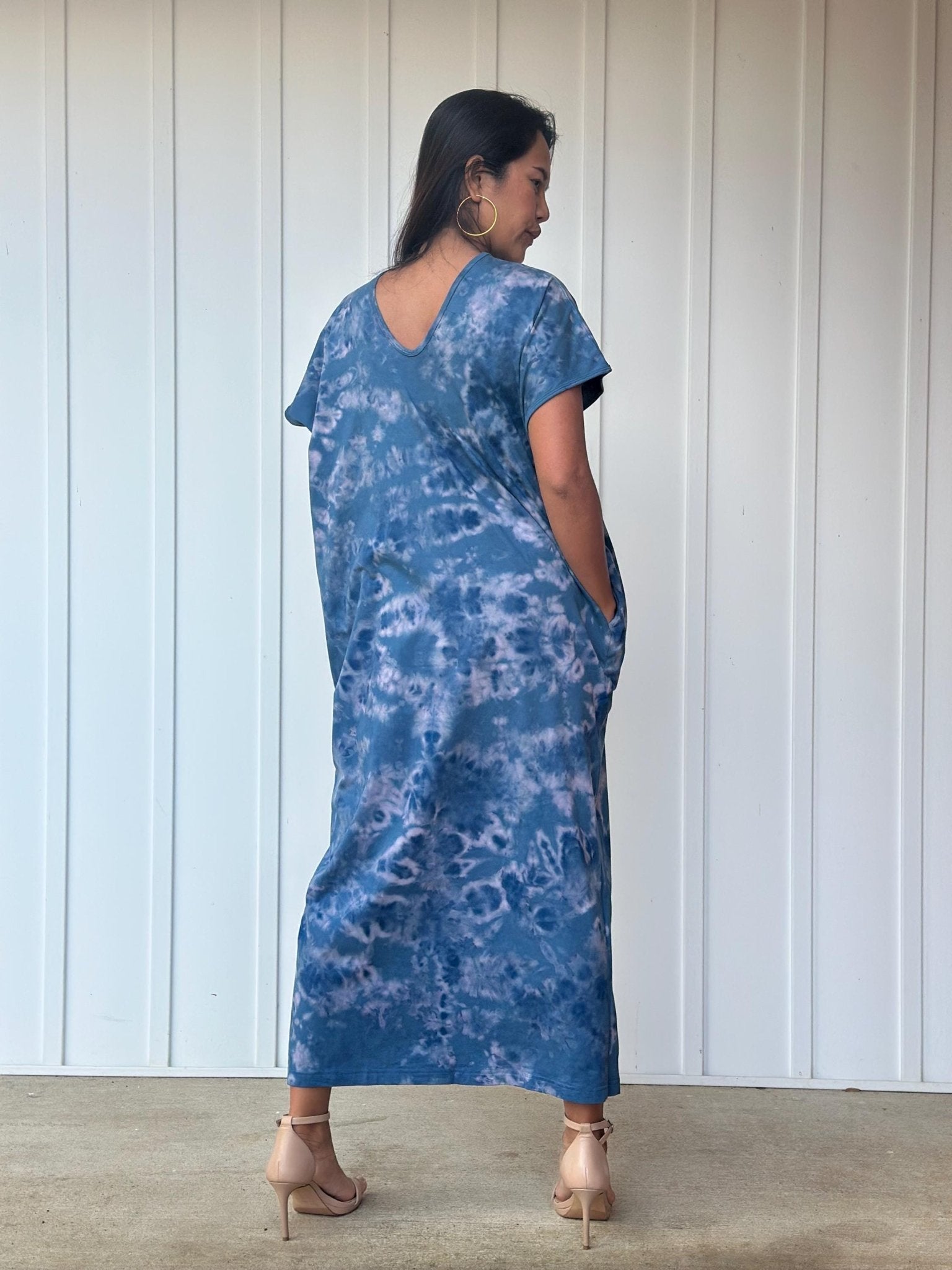 Mala Handworks Alisa Petite Cotton Kaftan in Azure Tidal Tie Dye