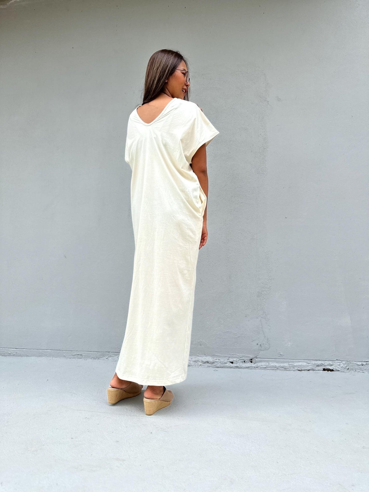 Mala Handworks Alisa Petite Cotton Kaftan in Cream