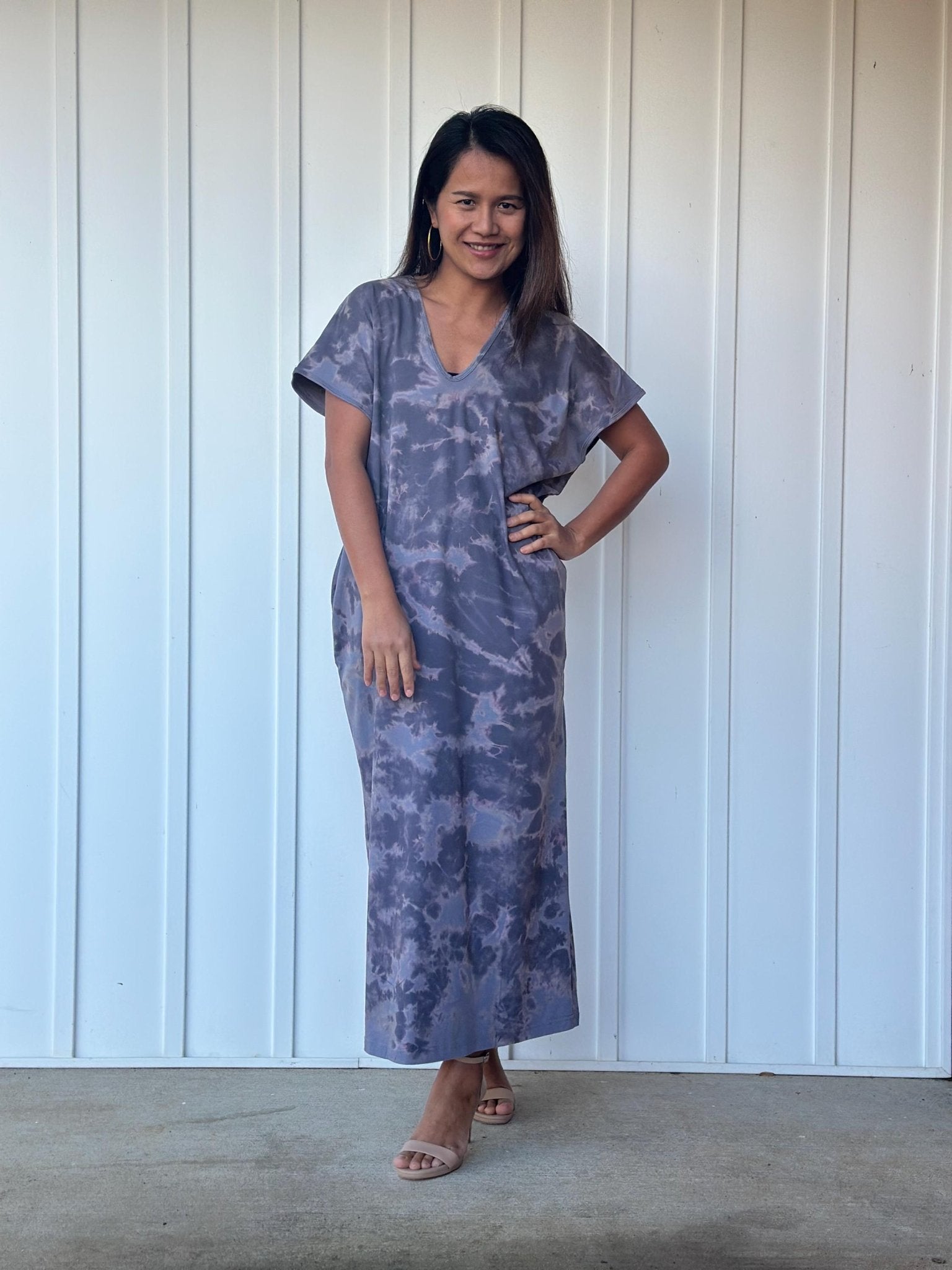 Mala Handworks Alisa Petite Cotton Kaftan in Dark Gray Tie Dye