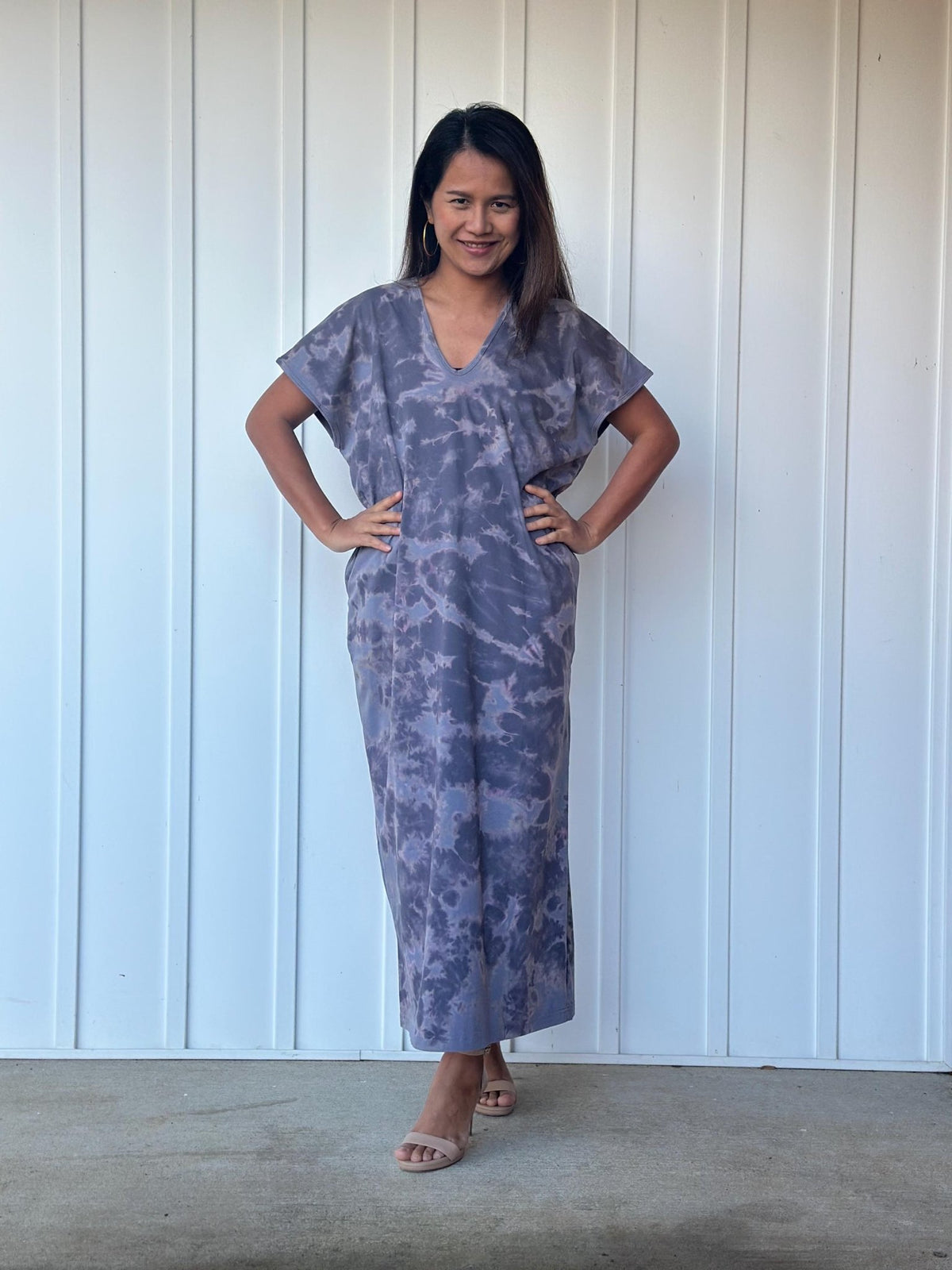 Mala Handworks Alisa Petite Cotton Kaftan in Dark Gray Tie Dye