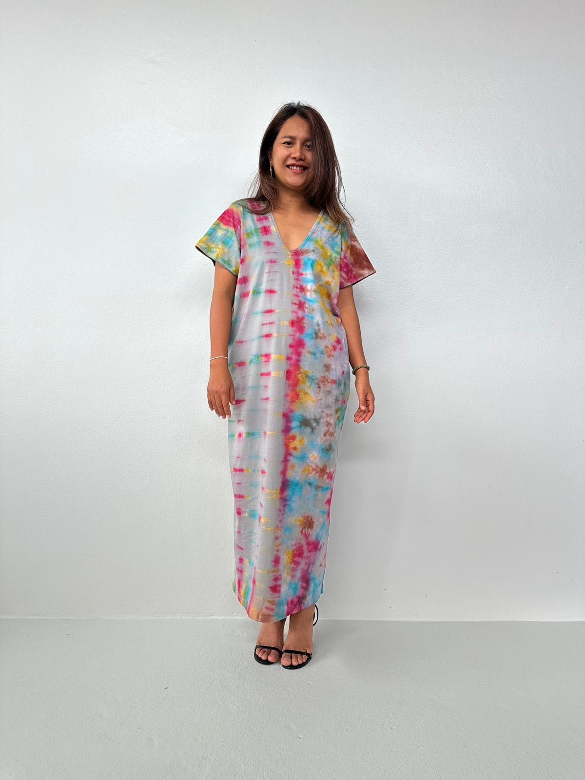 Mala Handworks Alisa Petite Cotton Kaftan in Gray Rainbow Tie Dye
