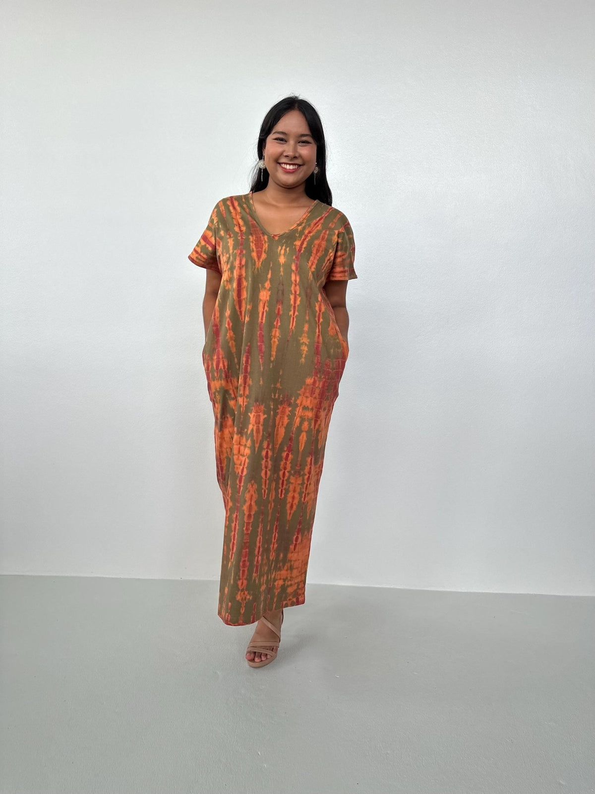 Mala Handworks Alisa Petite Cotton Kaftan in Olive and Orange Tie Dye