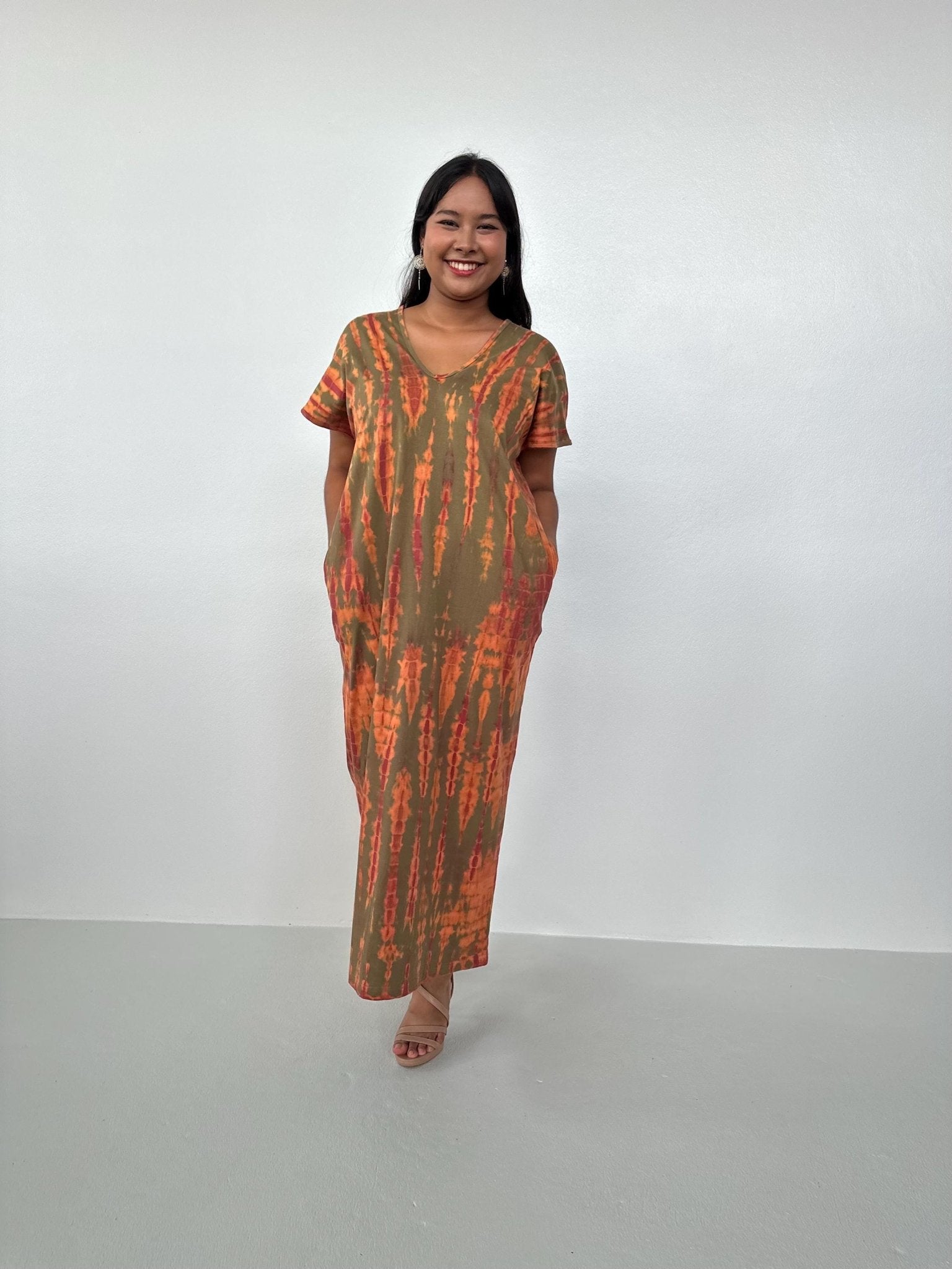 Mala Handworks Alisa Petite Cotton Kaftan in Olive and Orange Tie Dye