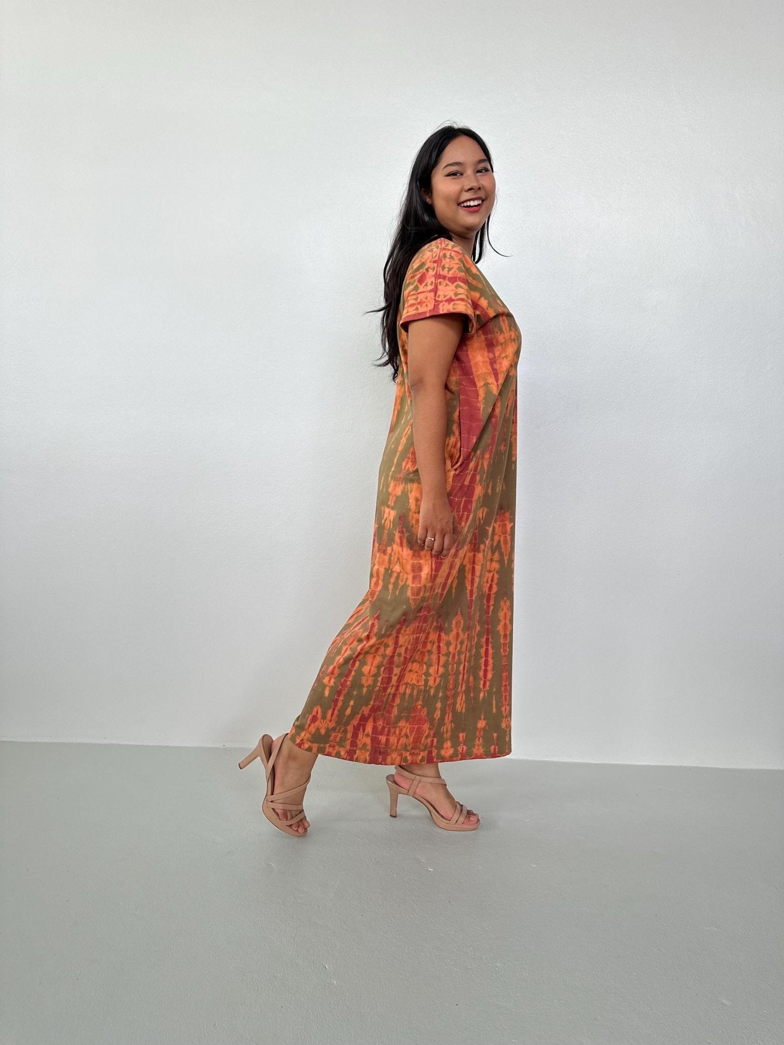 Mala Handworks Alisa Petite Cotton Kaftan in Olive and Orange Tie Dye