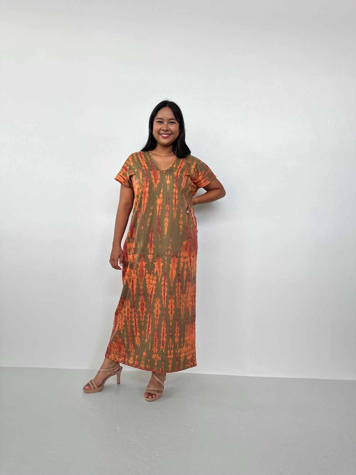 Mala Handworks Alisa Petite Cotton Kaftan in Olive and Orange Tie Dye