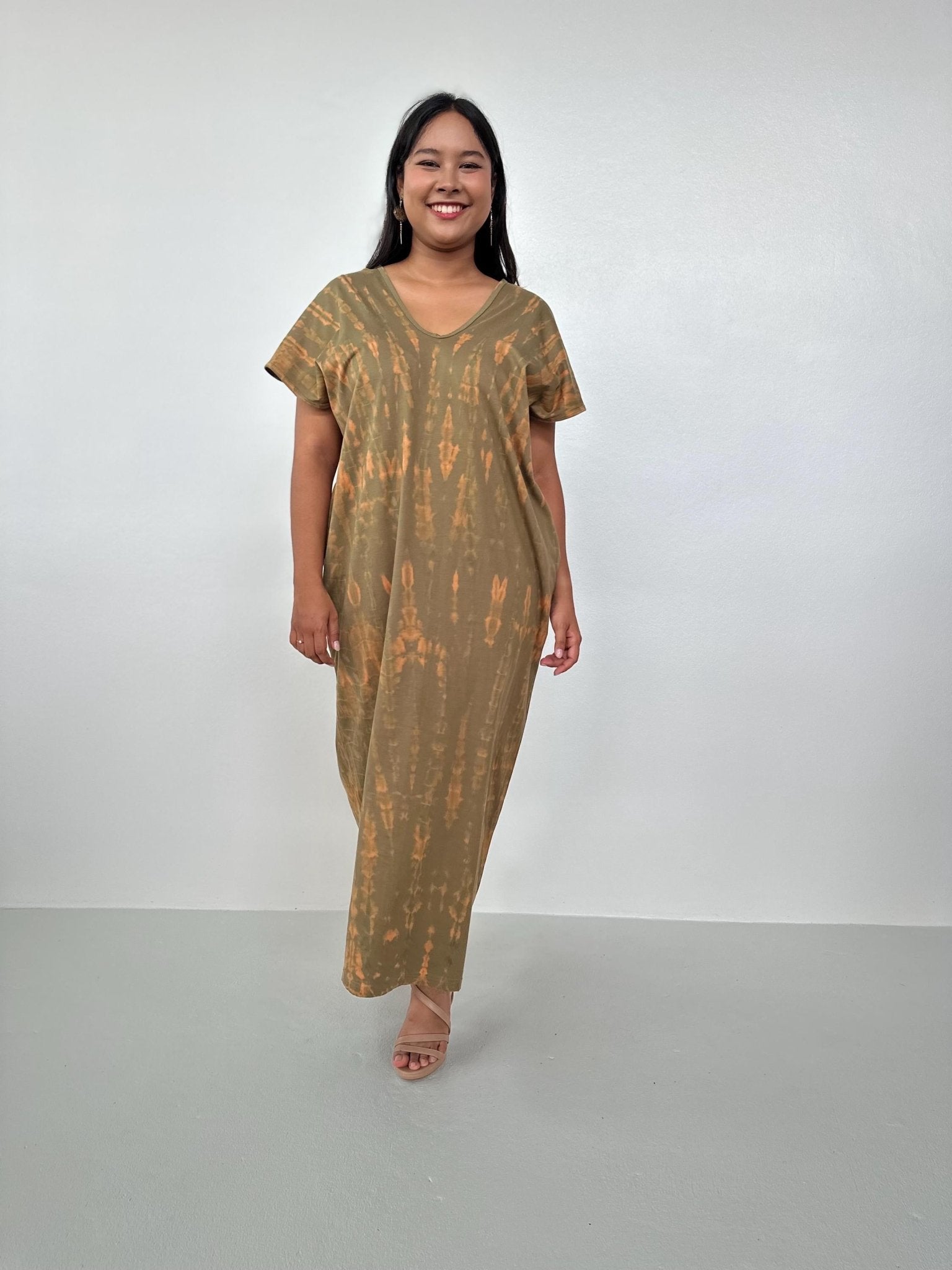 Mala Handworks Alisa Petite Cotton Kaftan in Olive Tie Dye