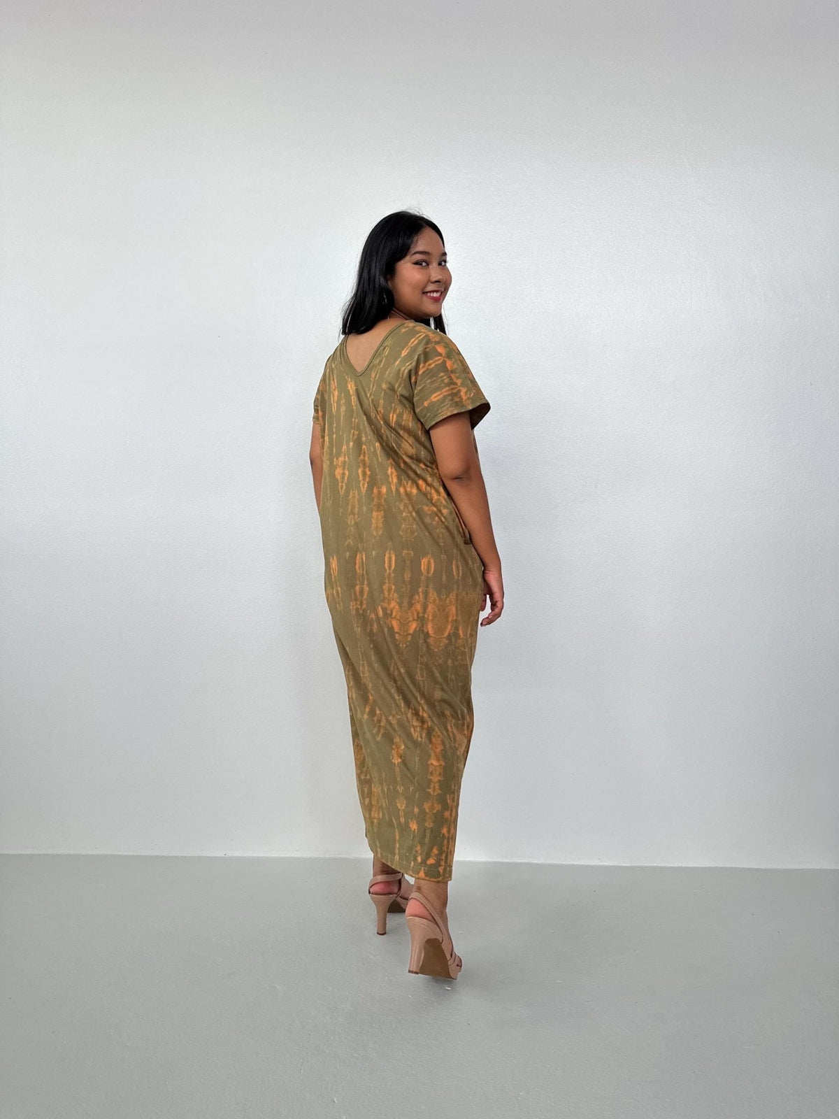Mala Handworks Alisa Petite Cotton Kaftan in Olive Tie Dye