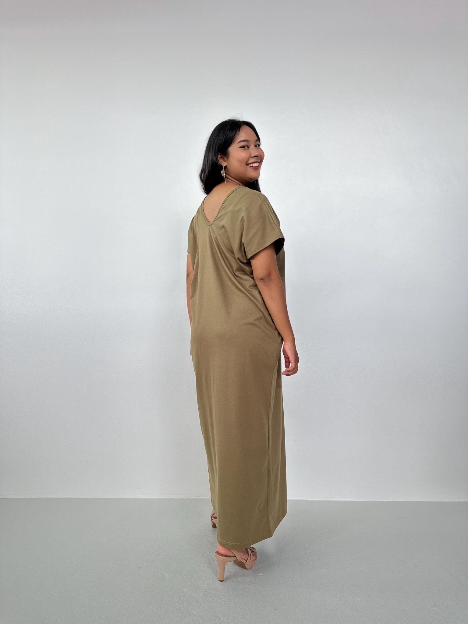 Mala Handworks Alisa Petite Cotton Kaftan in Olive