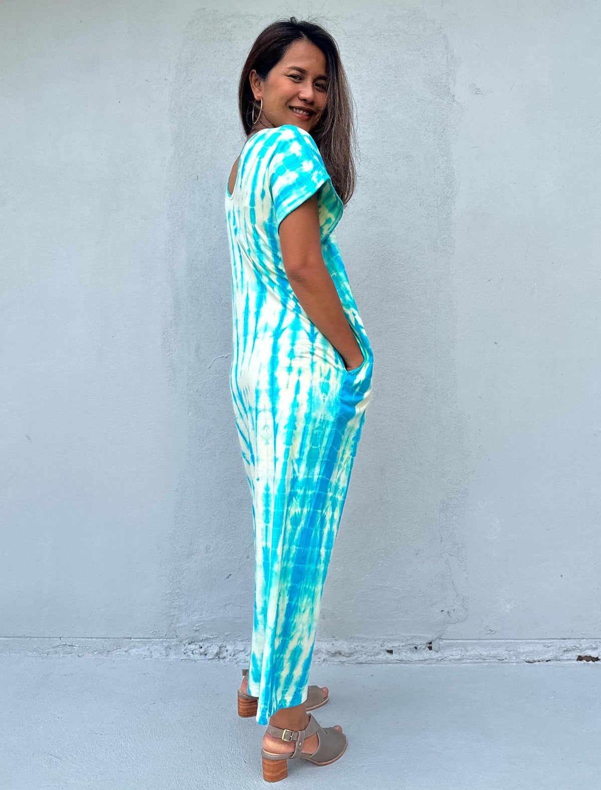 Mala Handworks Alisa Petite Cotton Kaftan in White and Aqua Tie Dye
