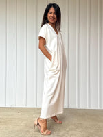 Mala Handworks Alisa Petite Cotton Kaftan in White