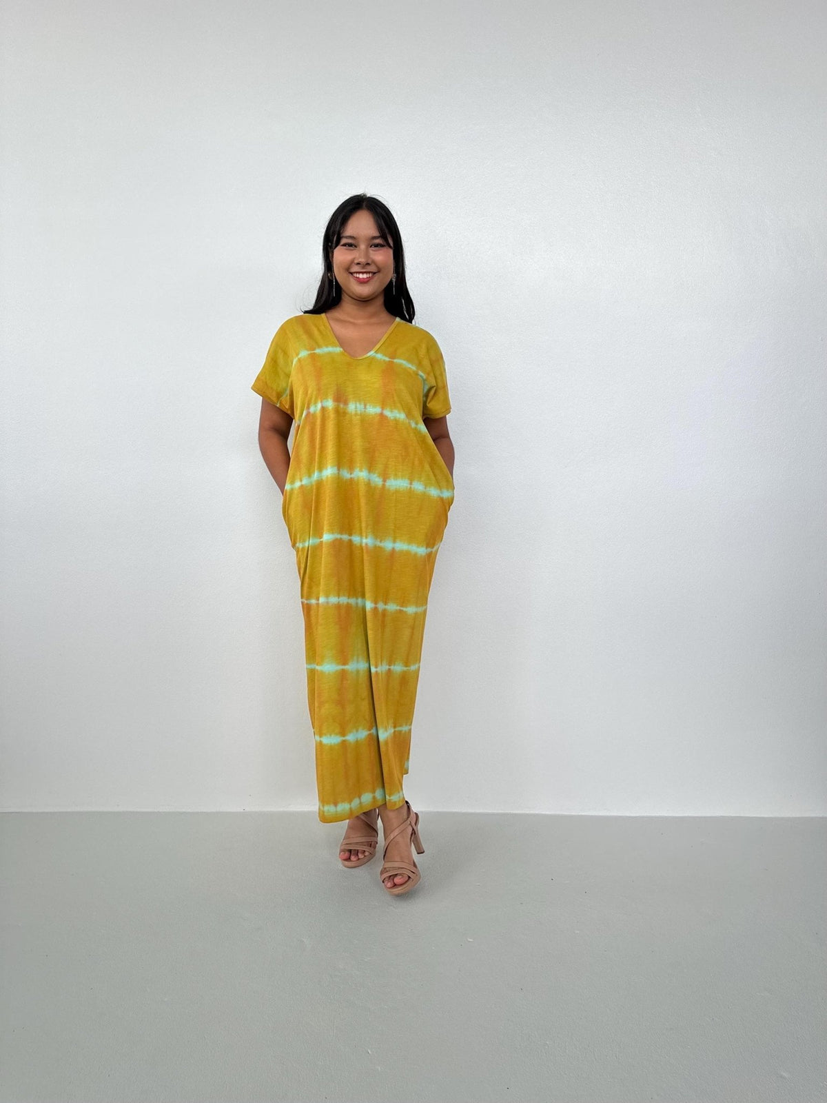 Mala Handworks Alisa Petite Cotton Kaftan in Yellow Tie Dye