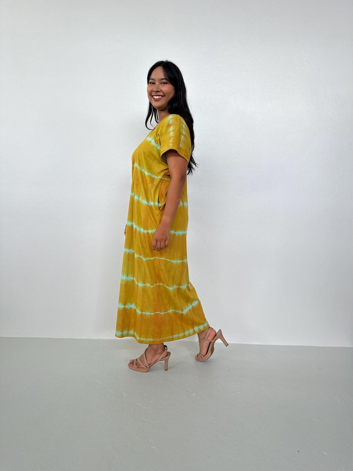 Mala Handworks Alisa Petite Cotton Kaftan in Yellow Tie Dye