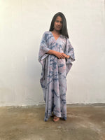 Mala Handworks Amina Hand-Painted Cotton Kaftan - Silver and Mauve Abstract Pattern