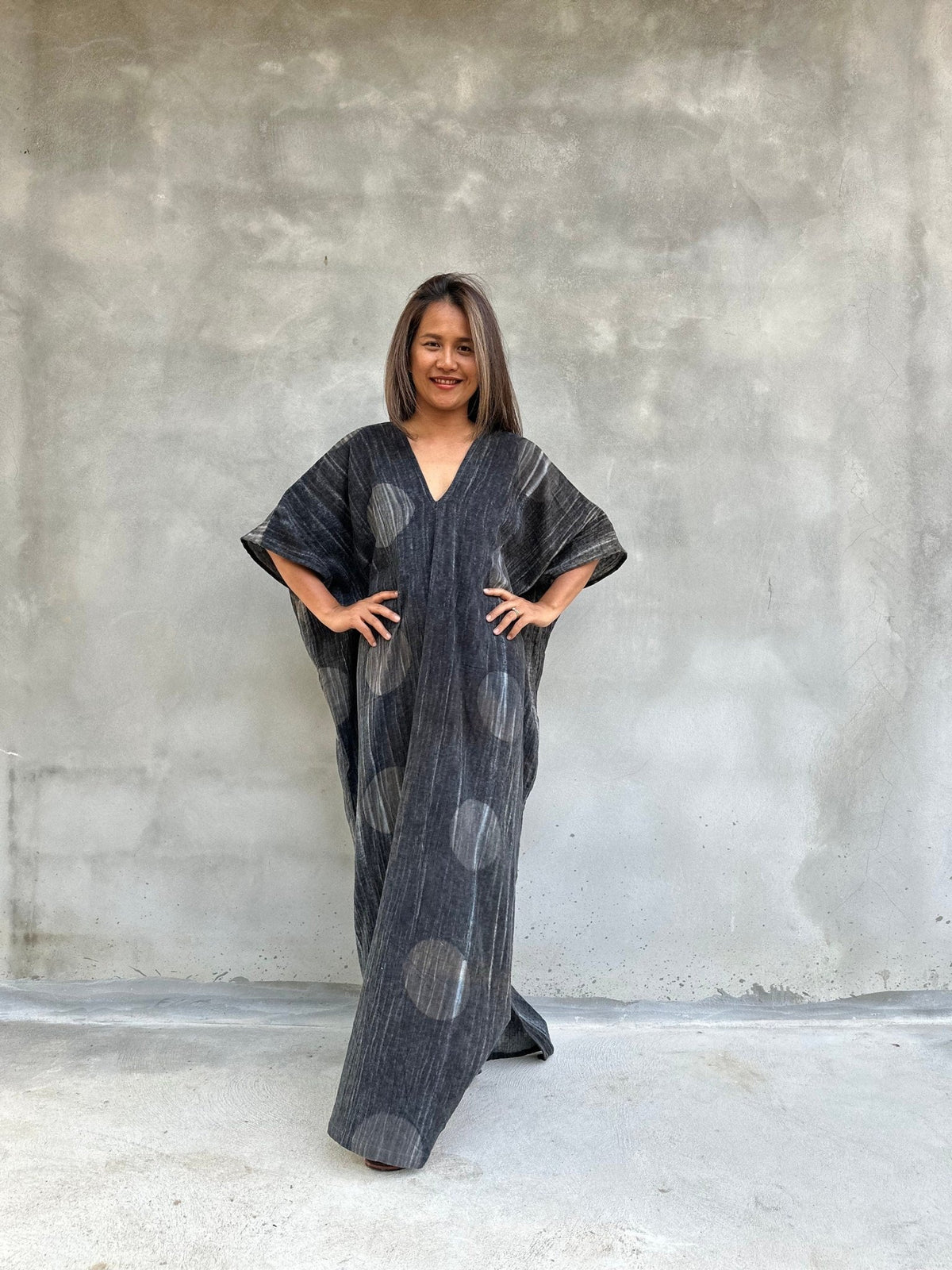 Mala Handworks Amina Hand-Painted Double Gauze Cotton Kaftan - Black Polka Dot Pattern