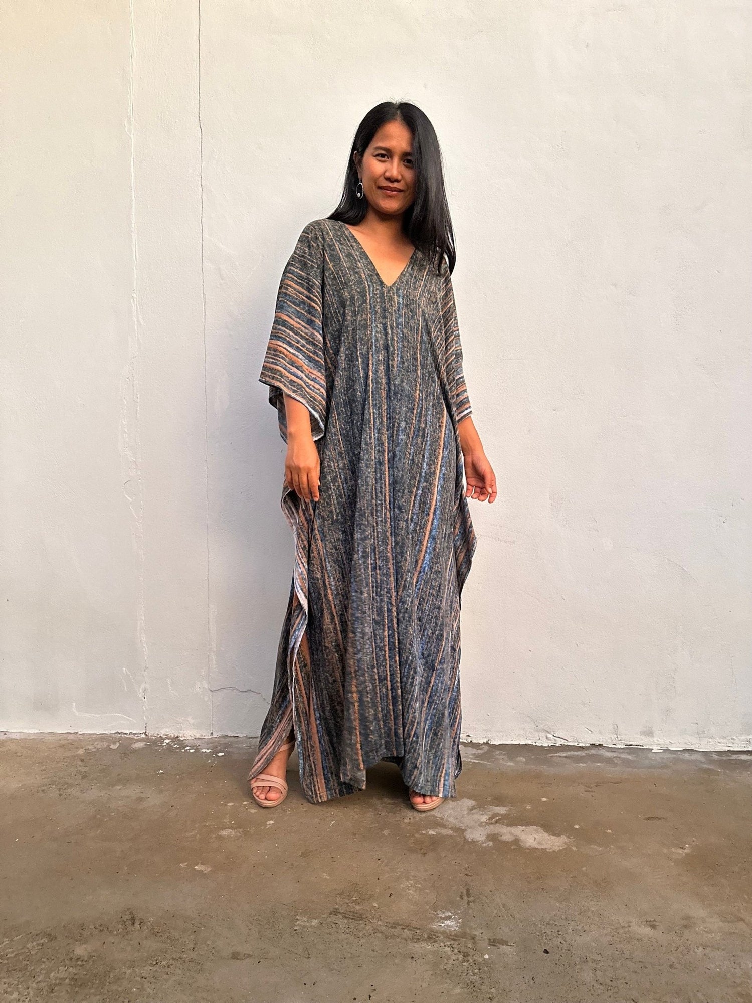 Mala Handworks Amina Hand-Painted Kaftan - Gray and Tangerine Striped Pattern