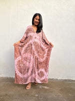 Mala Handworks Amina Hand-Painted Kaftan - Peach Abstract Pattern