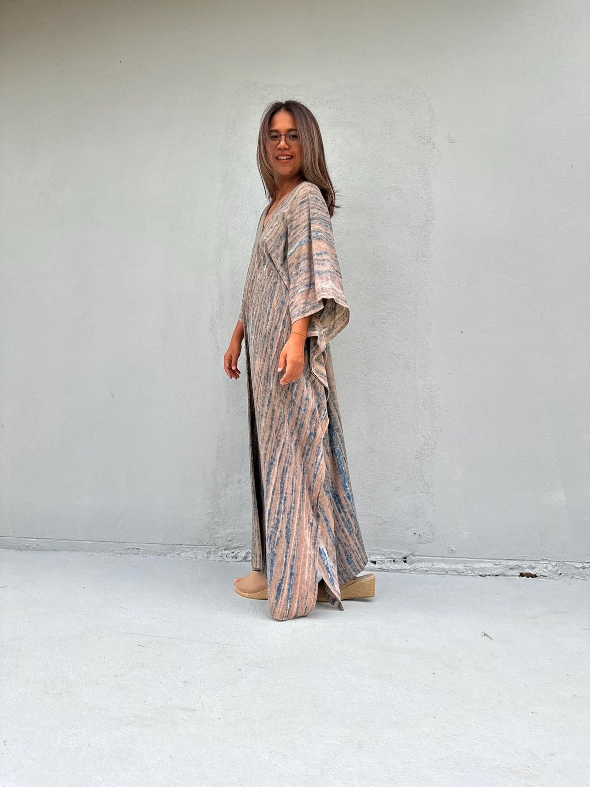 Mala Handworks Amina Hand-Painted Kaftan - Tan Abstract Pattern