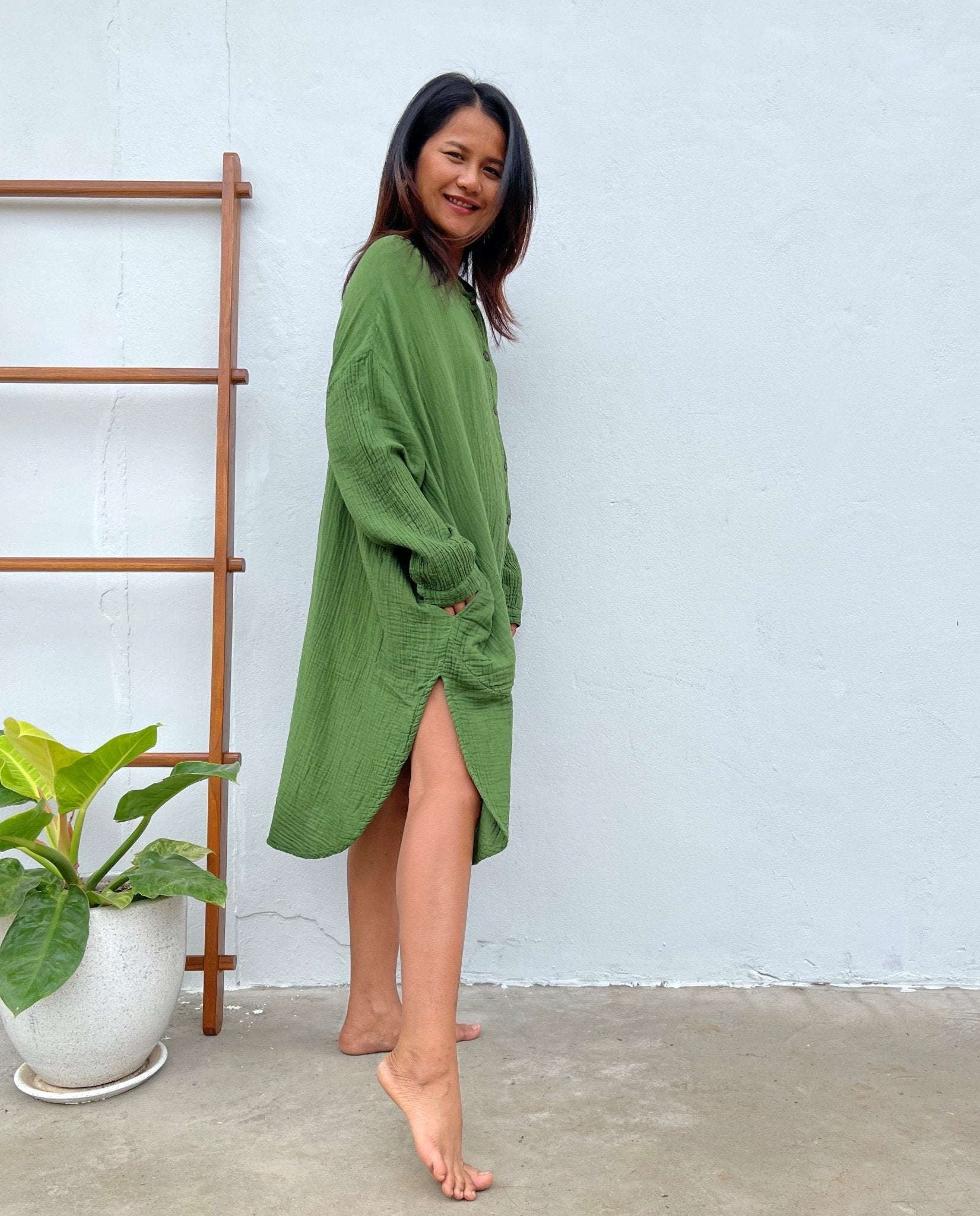 MALA handworks Aura Double Gauze Cotton Midi Shirt Dress in Green