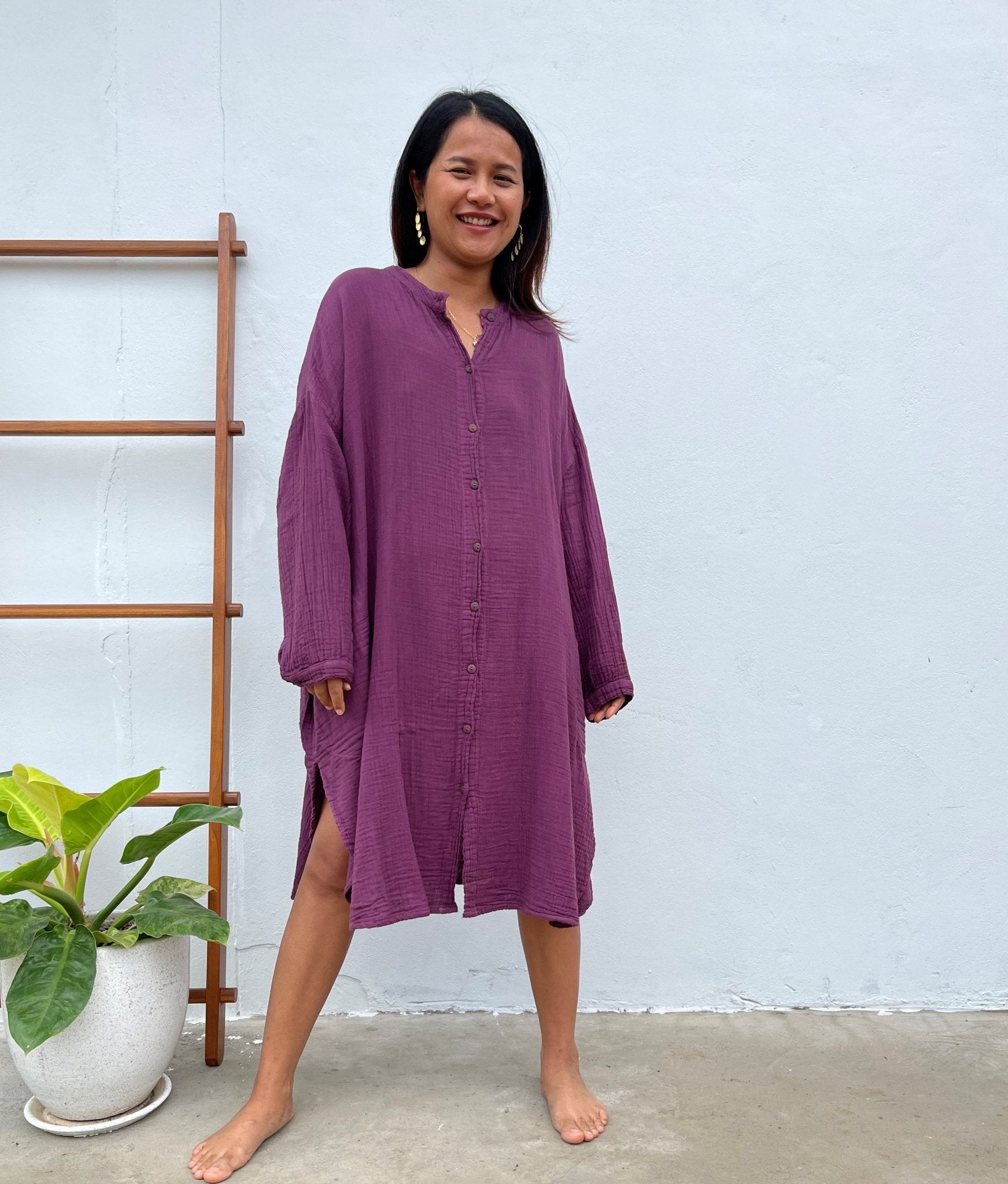 MALA handworks 41 in. Aura Double Gauze Cotton Midi Shirt Dress in Purple