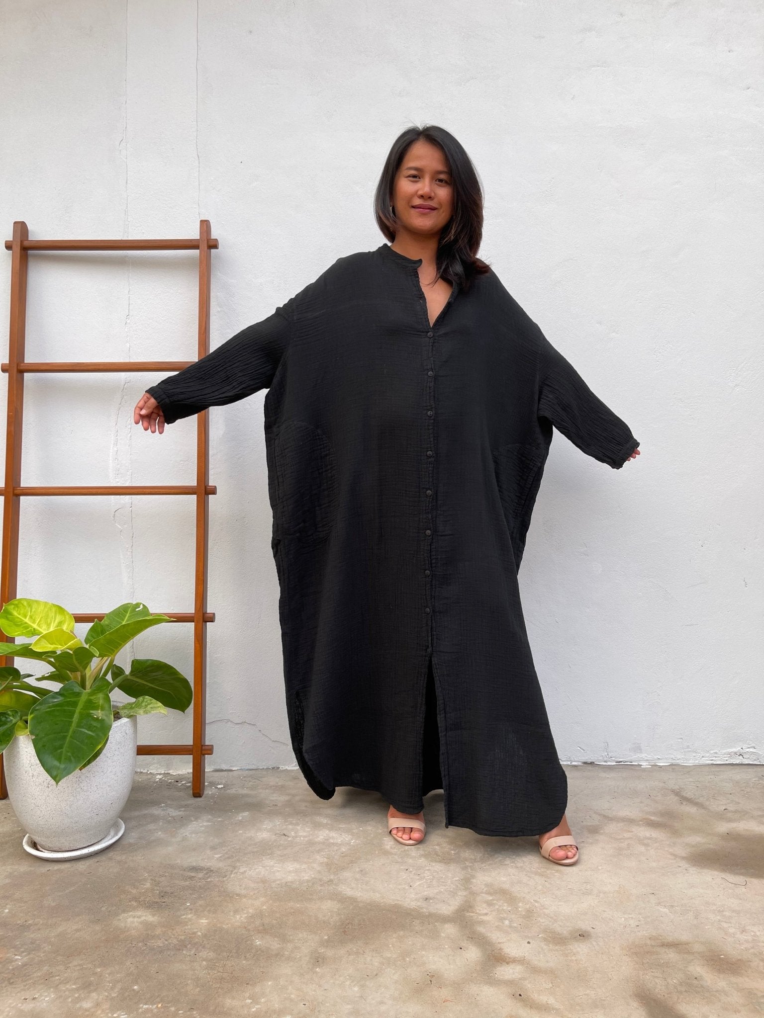 MALA handworks Aura Double Gauze Cotton Shirt Dress in PL-11 Black 1