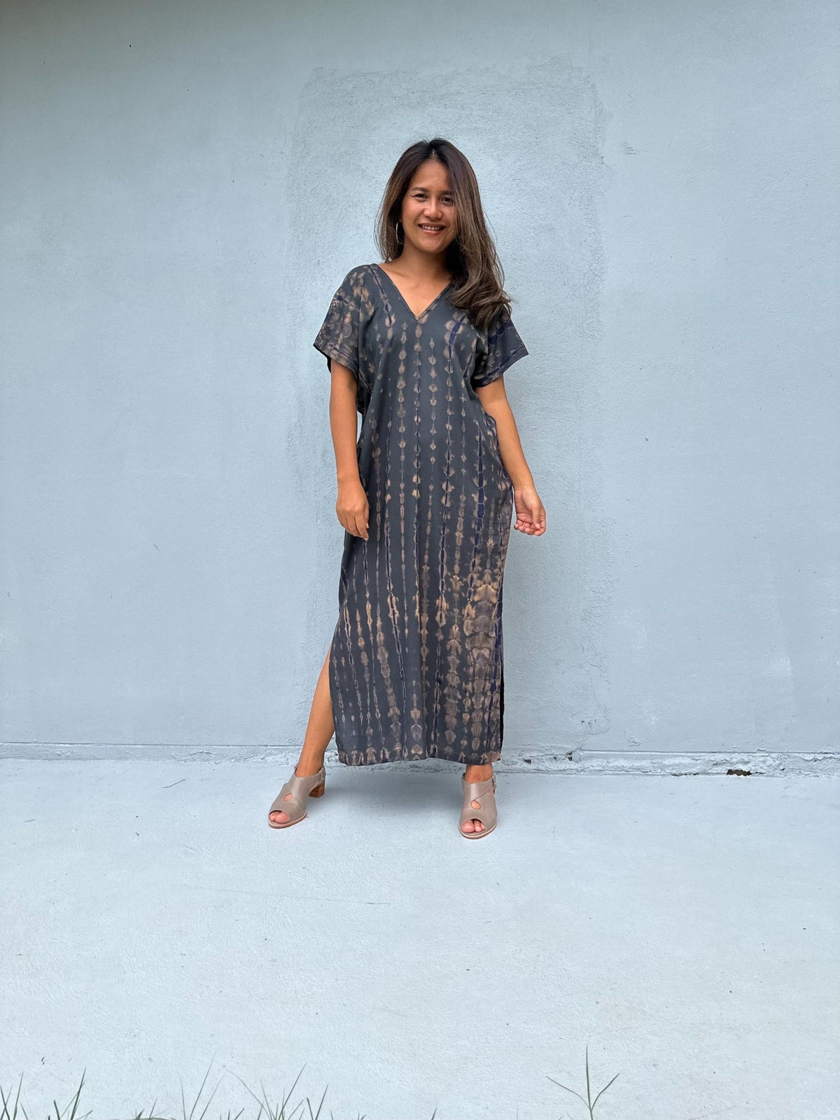 Mala Handworks Callie Petite Kaftan in Gray Tie Dye