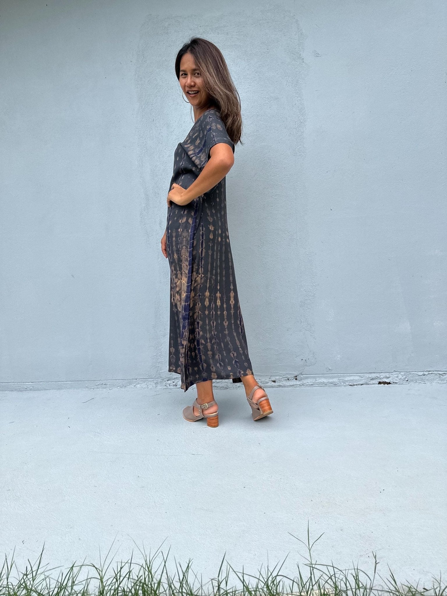 Mala Handworks Callie Petite Kaftan in Gray Tie Dye