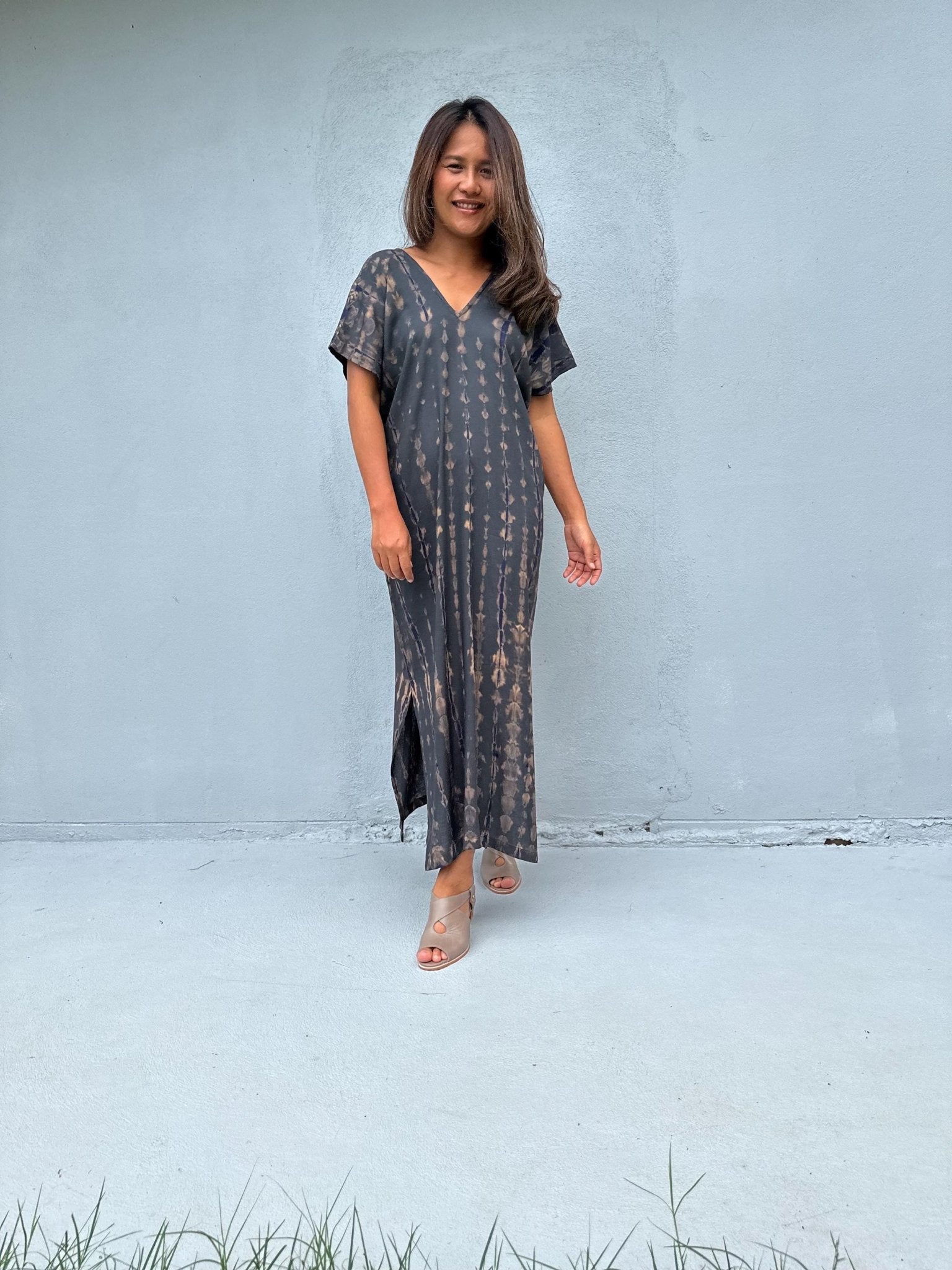 Mala Handworks Callie Petite Kaftan in Gray Tie Dye