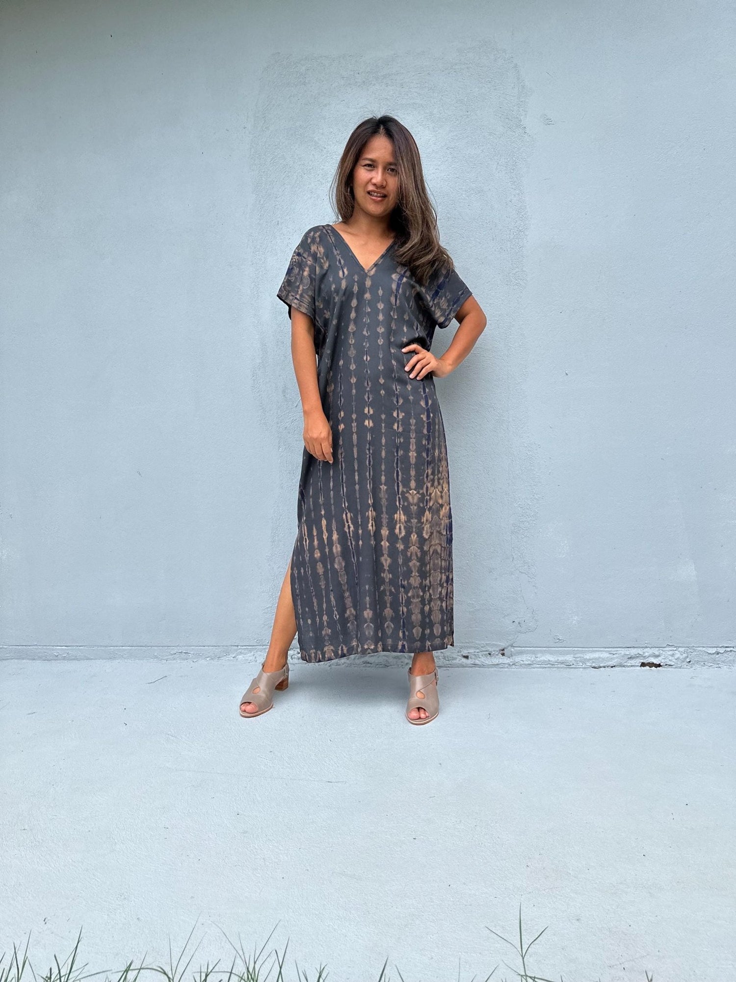 Mala Handworks Callie Petite Kaftan in Gray Tie Dye