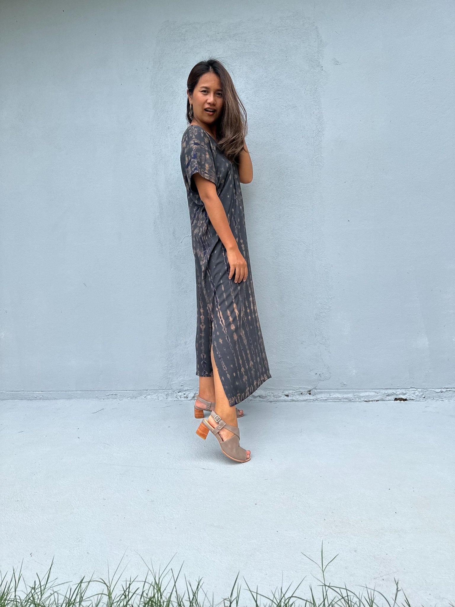 Mala Handworks Callie Petite Kaftan in Gray Tie Dye