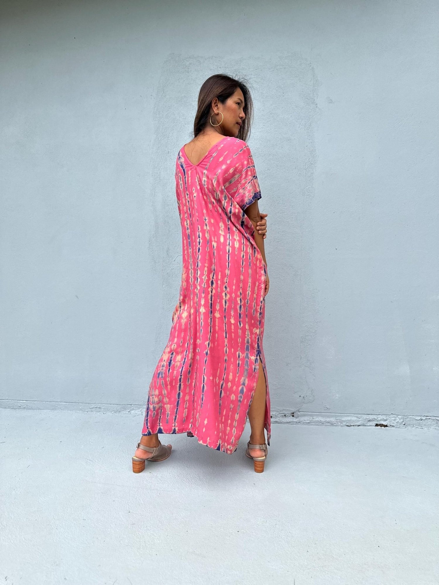 Mala Handworks Callie Petite Kaftan in Pink Tie Dye