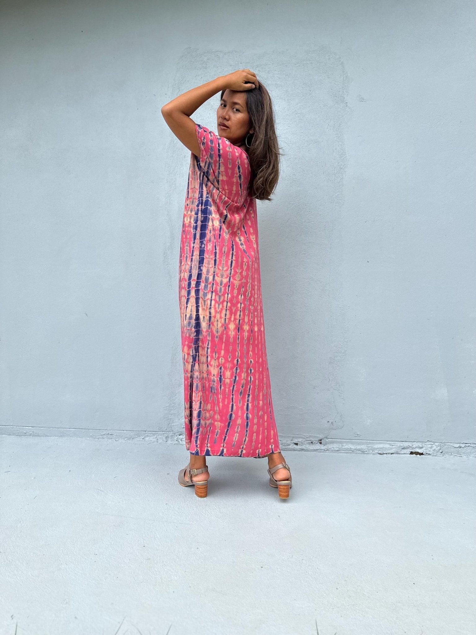 Mala Handworks Callie Petite Kaftan in Pink Tie Dye