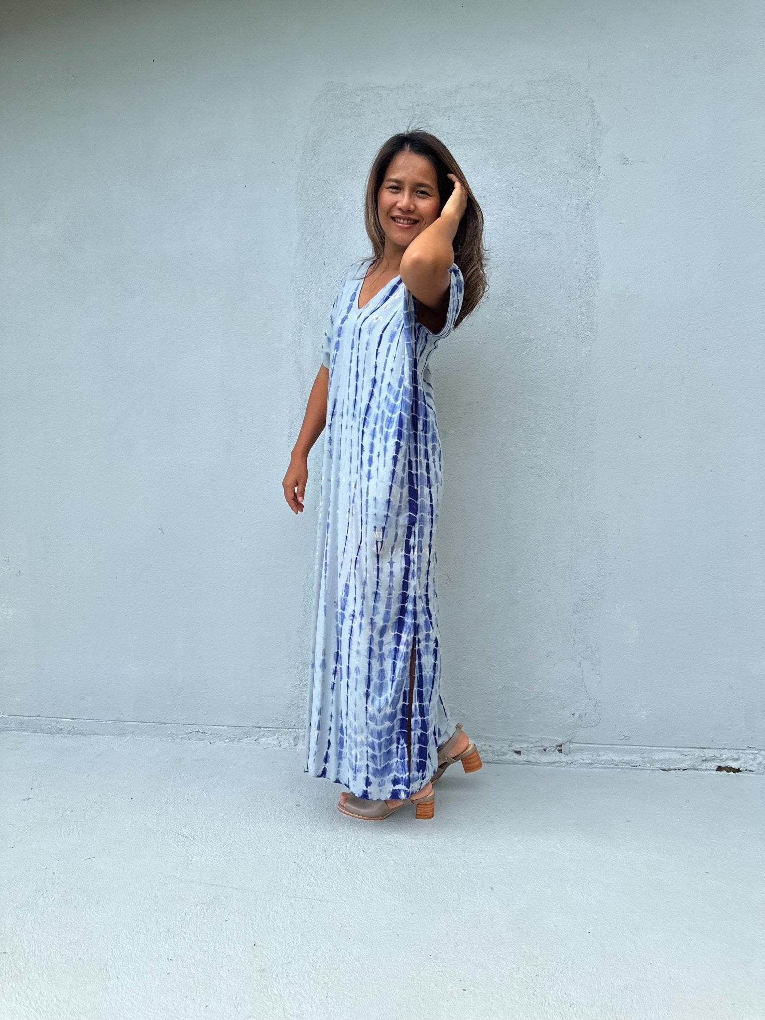 Mala Handworks Callie Petite Kaftan in White and Blue Tie Dye
