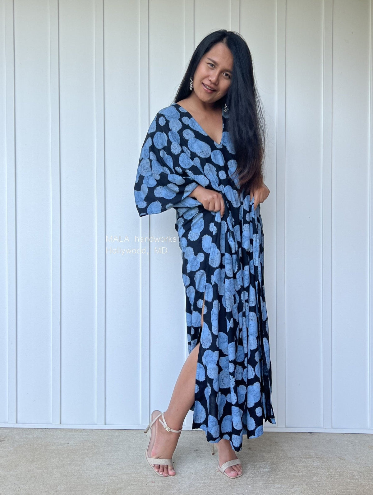 Camila Kaftan in Black and Blue Silkscreen Pattern - Mala Handworks