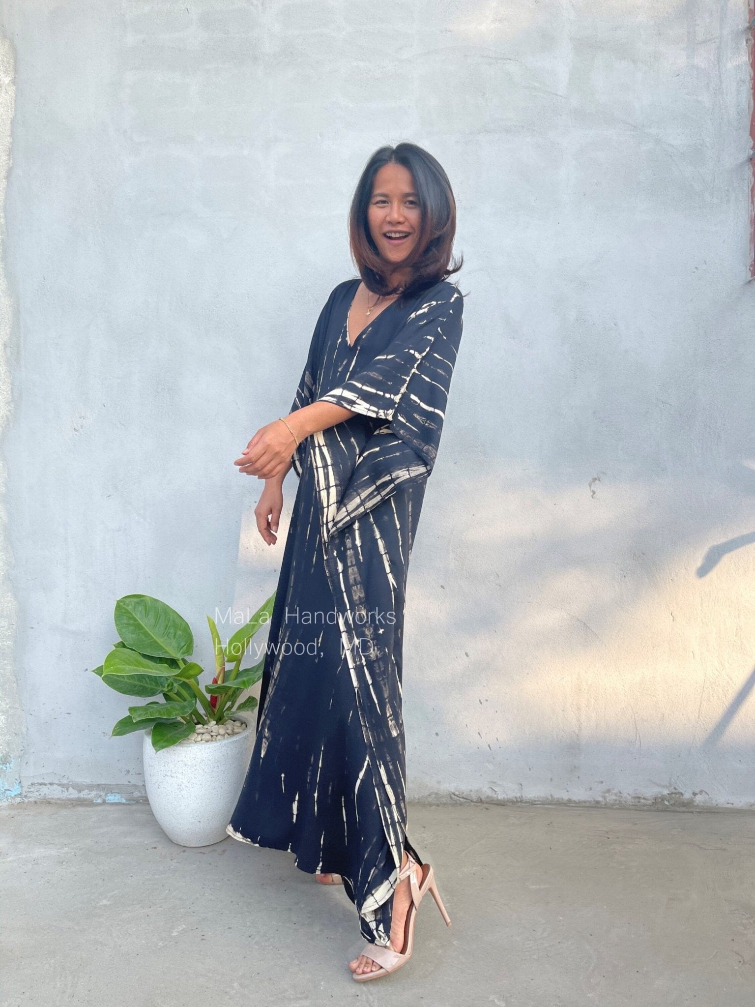 MALA handworks  Eva Kaftan in Black Tie Dye