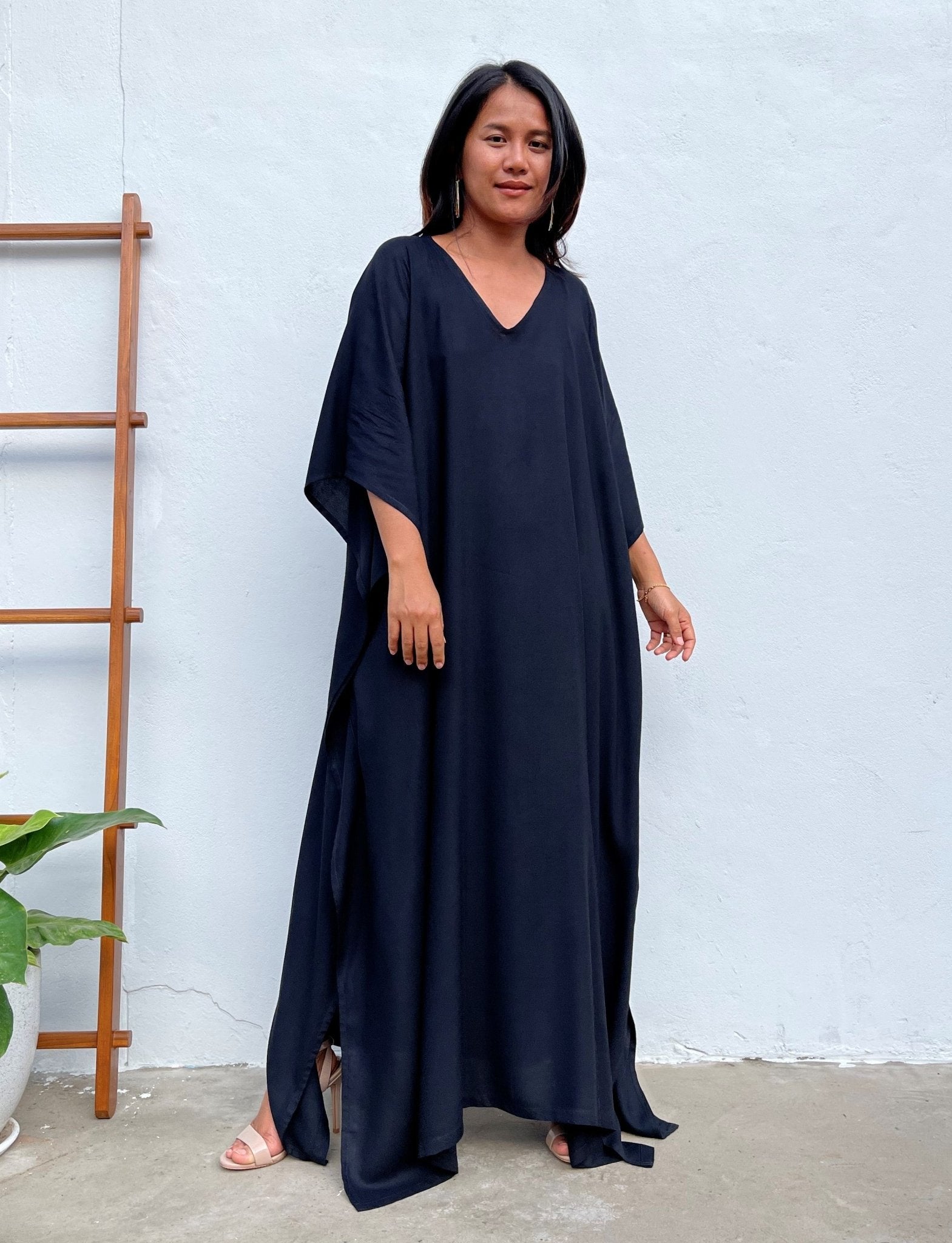 MALA handworks Eva Kaftan in Black